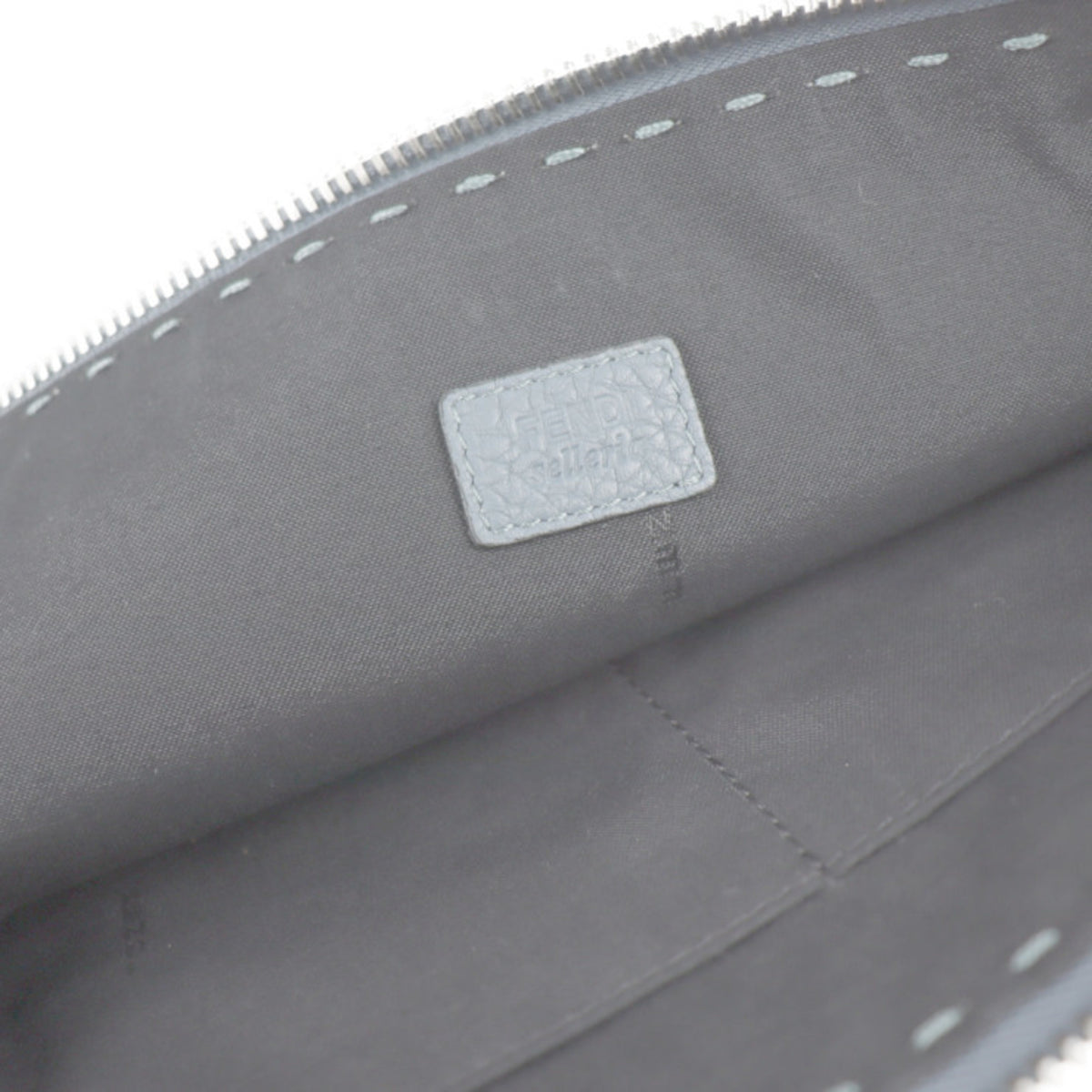 Fendi Selleria Leather Clutch Bag Handbag (Pre-Owned)