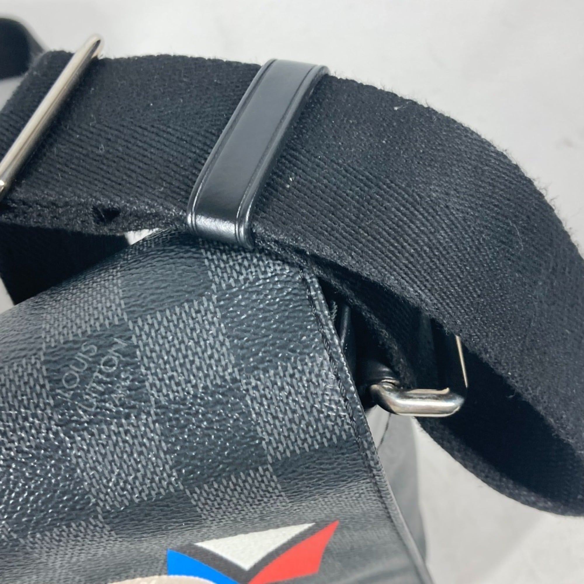Louis Vuitton Black Damier Graphite Shoulder Bag (Pre-Owned)
