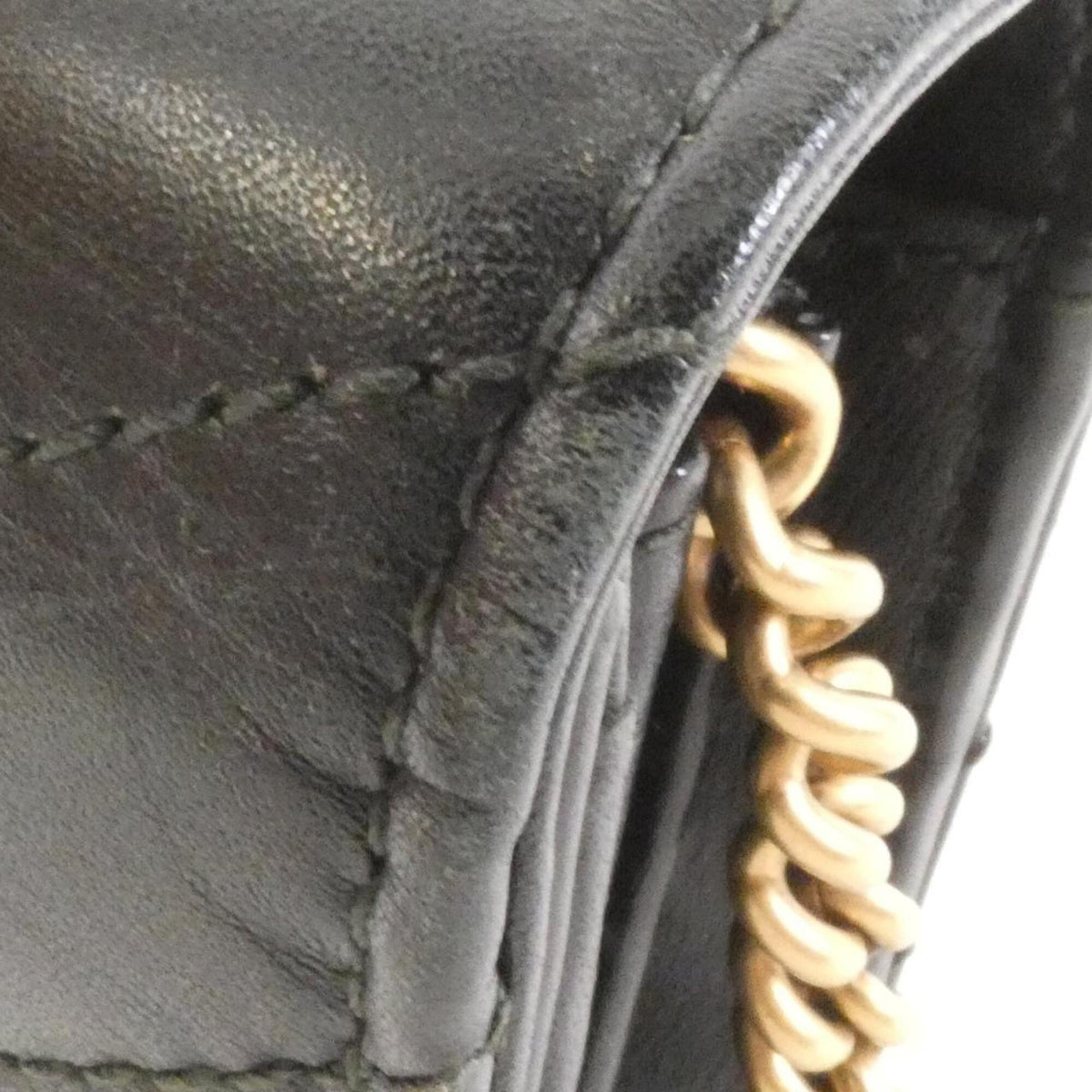 Gucci Gg Marmont Black Quilting Leather Shoulder Bag (Pre-Owned)