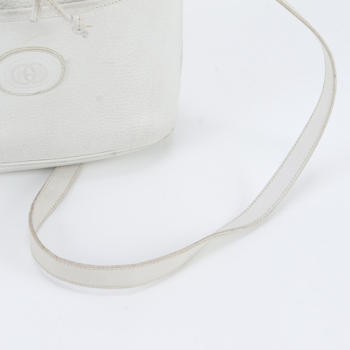 Gucci White Leather Crossbody Bag Shoulder Bag (Pre-Owned)