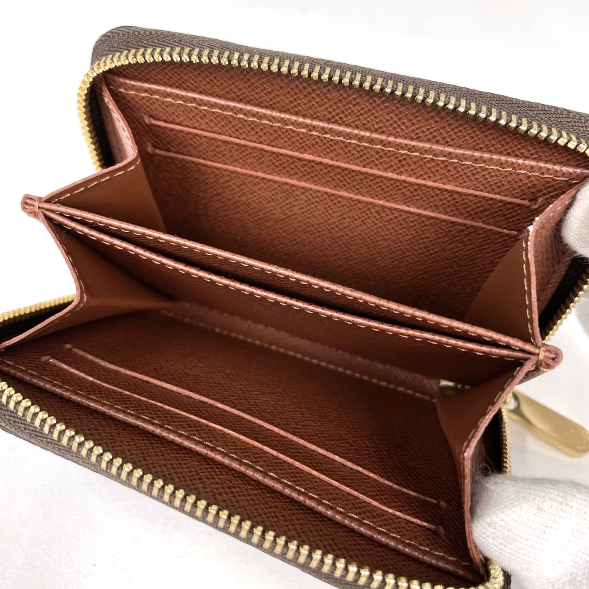 Louis Vuitton Brown Monogram Coin Purse/Coin Case (Pre-Owned)