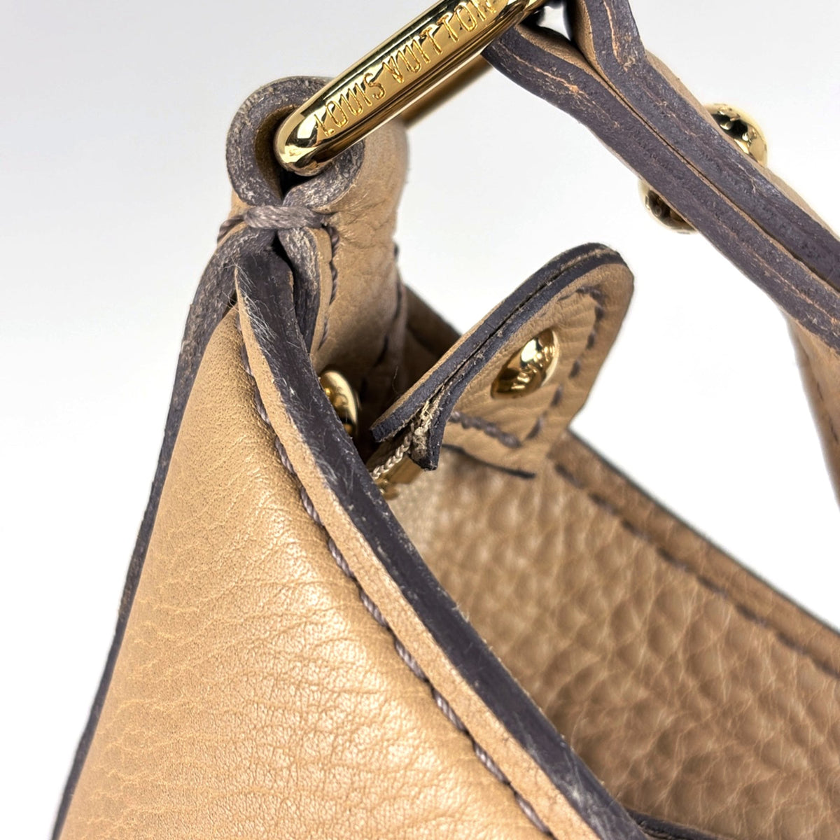 Louis Vuitton Beige Monogram Mahina Leather Shoulder Bag (Pre-Owned)