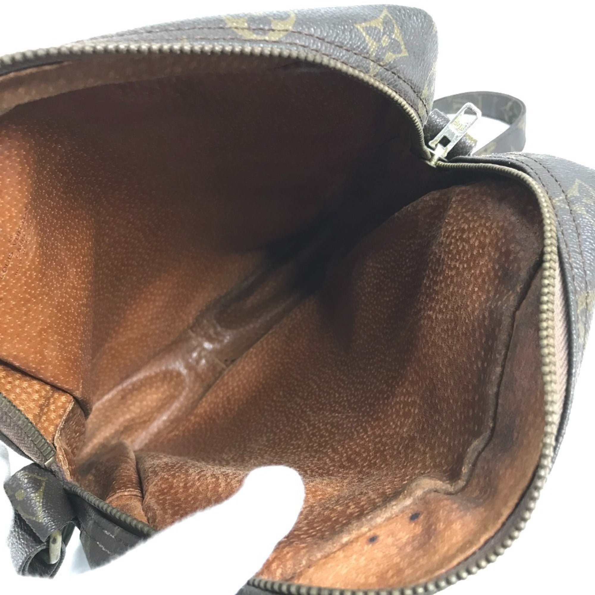 Louis Vuitton Brown Monogram Monogram Pochette Shoulder Bag (Pre-Owned)