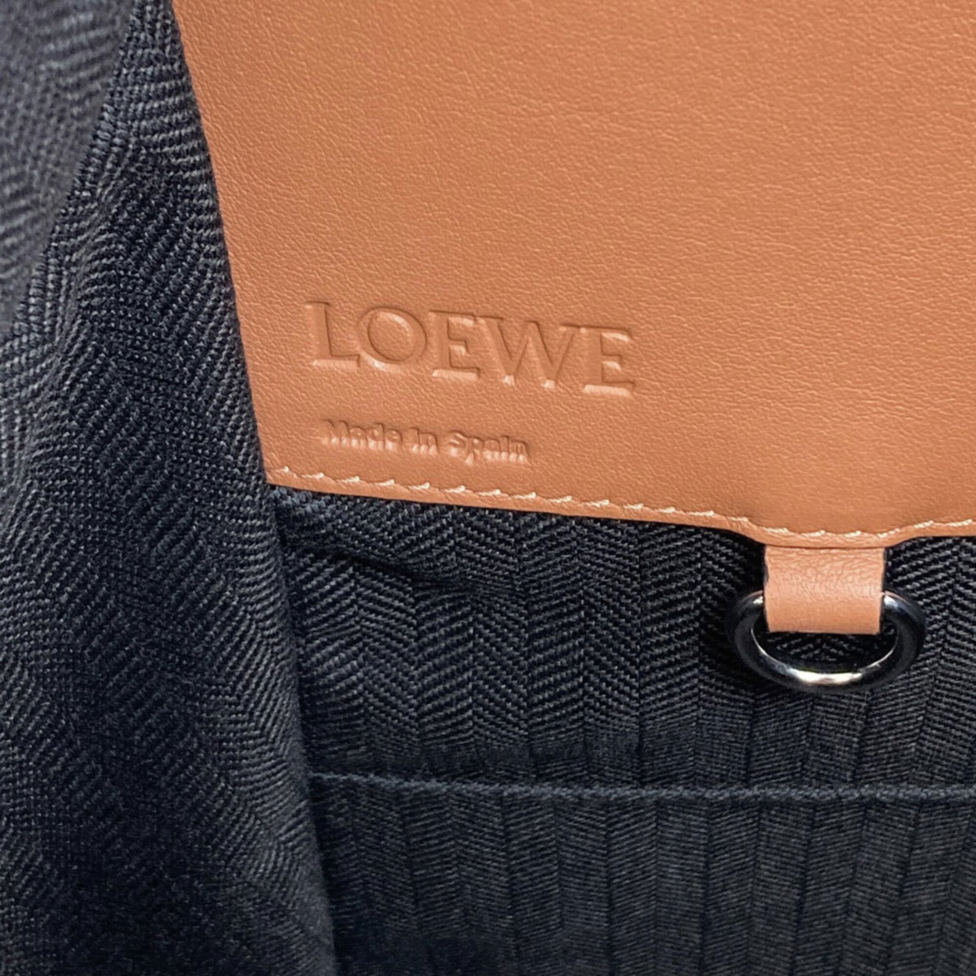 Loewe Brown Leather Handbag (Pre-Owned)