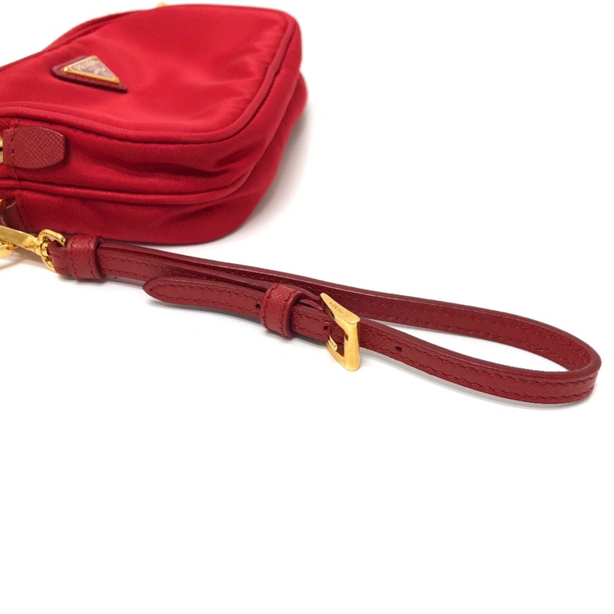 Prada Red Cloth Shoulder Bag (Pre-Owned)