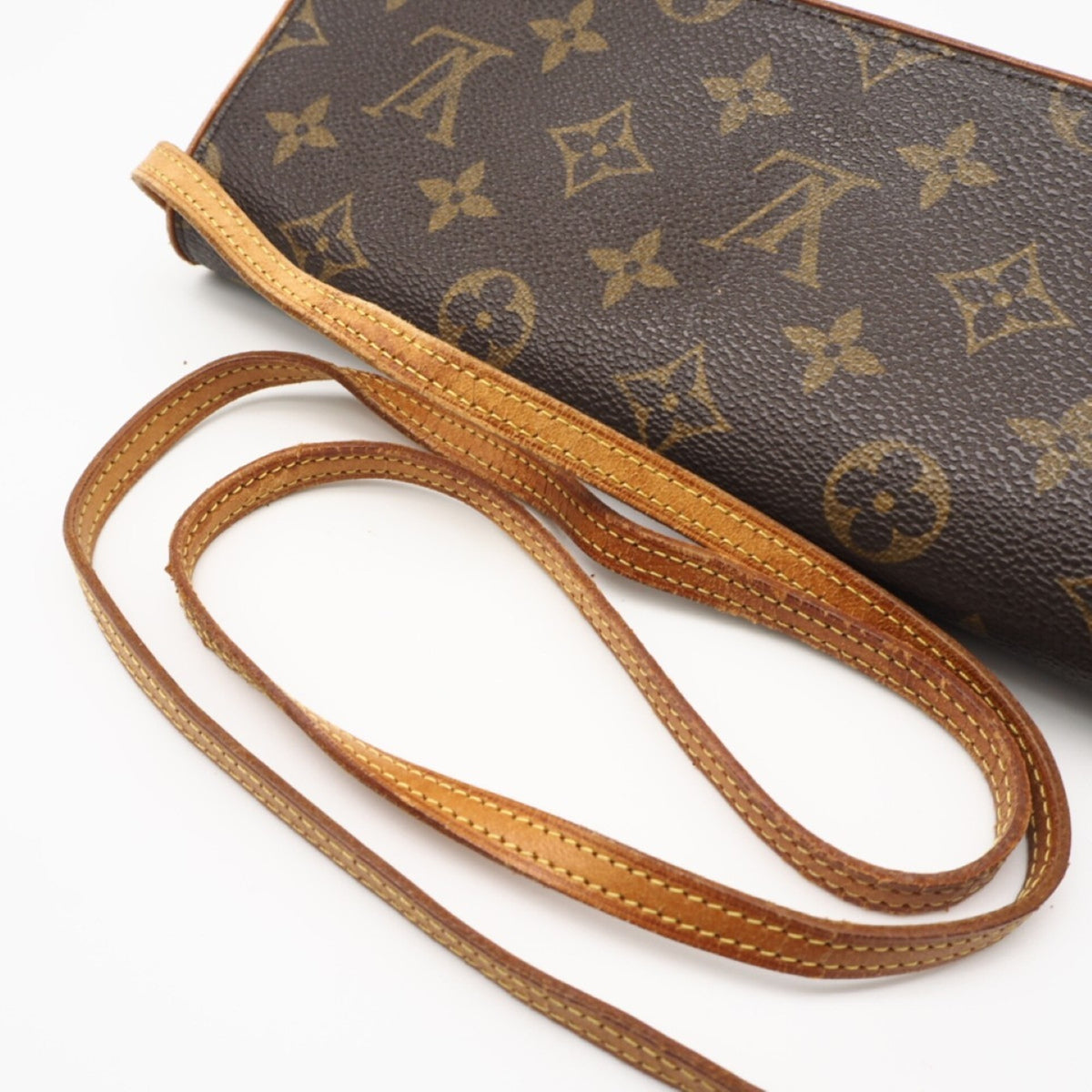 Louis Vuitton Brown Coated Canvas Leather Pochette Shoulder Bag (Pre-Owned)