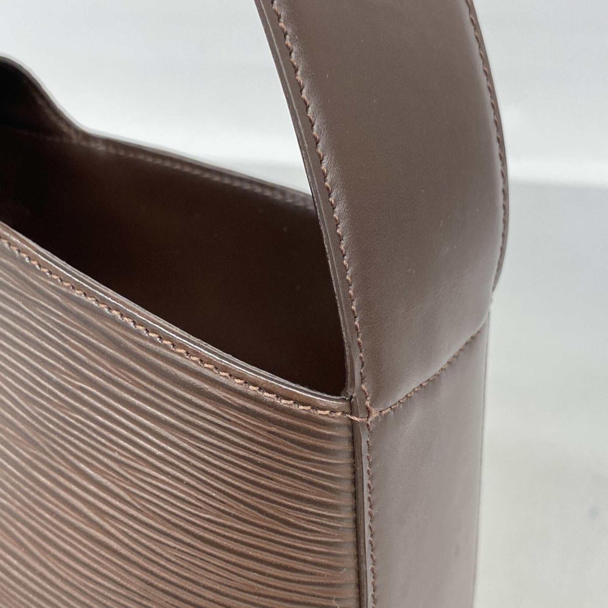 Louis Vuitton Mocha Shoulder Bag (Pre-Owned)