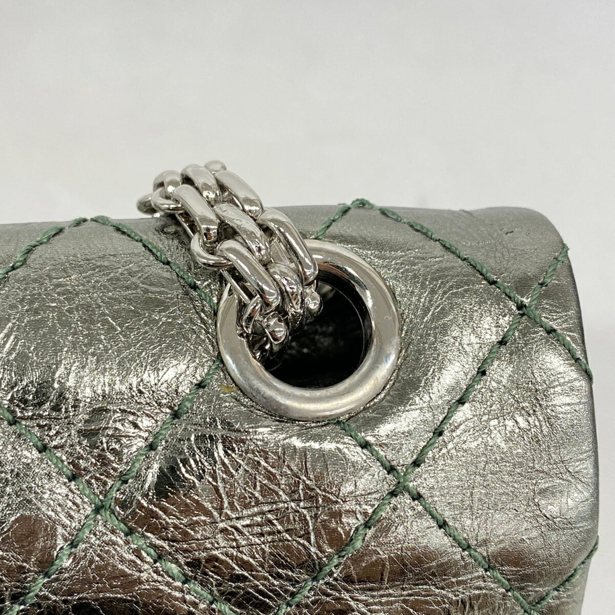 Chanel Green Leather Shoulder Bag (Pre-Owned)