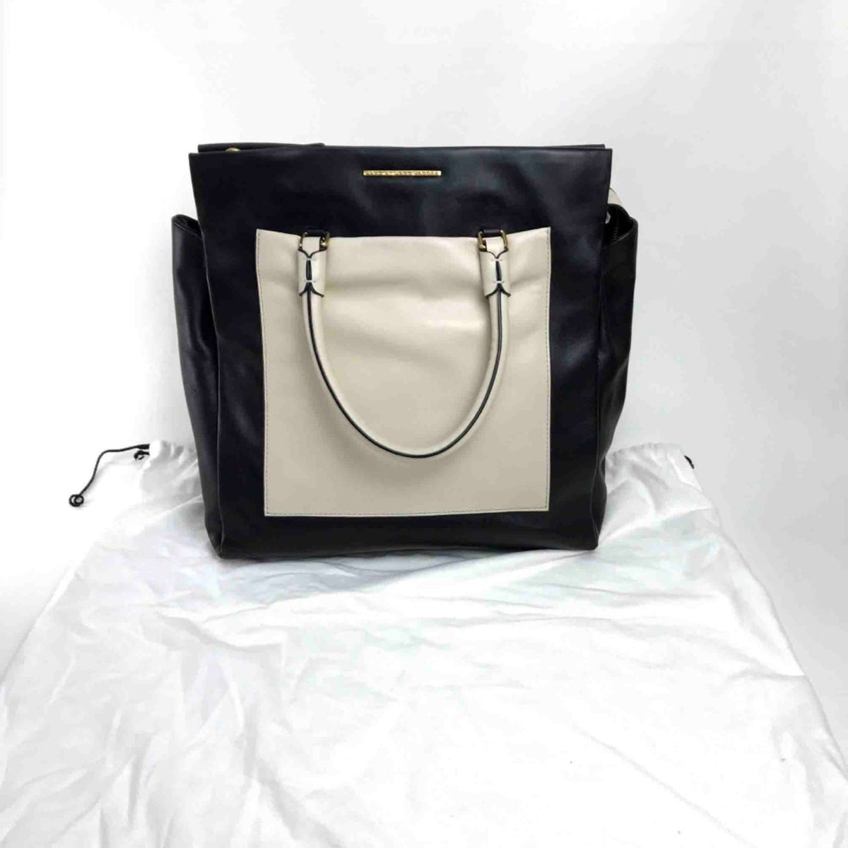 Marc By Marc Jacobs Black Light Beige Leather Handbag Shoulder Bag Tote Bag (Pre-Owned)