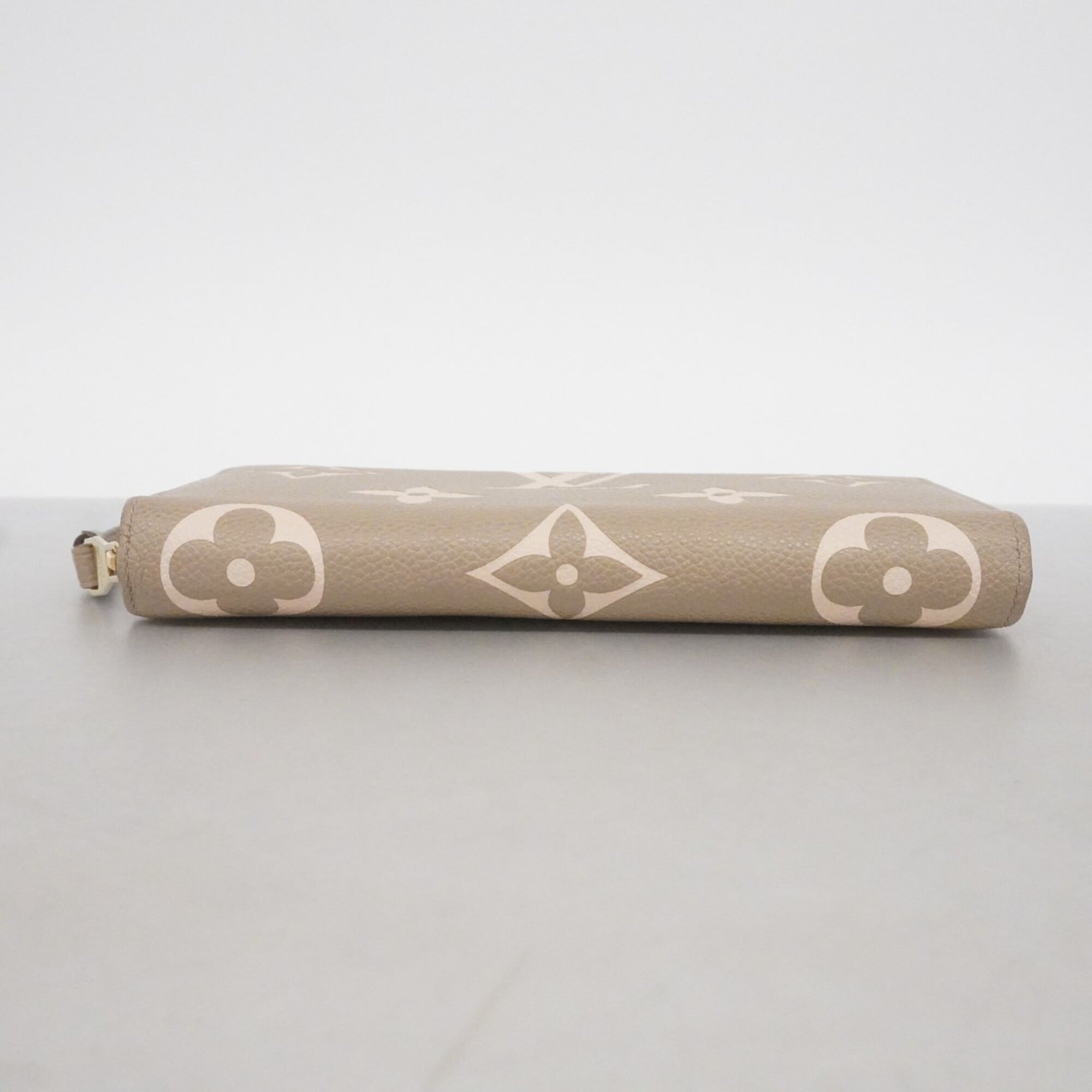 Louis Vuitton Cream Tourterelle Long Wallet (Bi-Fold) (Pre-Owned)