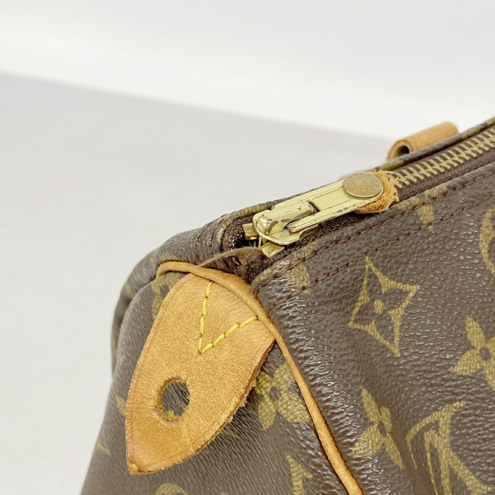 Louis Vuitton Brown Handbag (Pre-Owned)