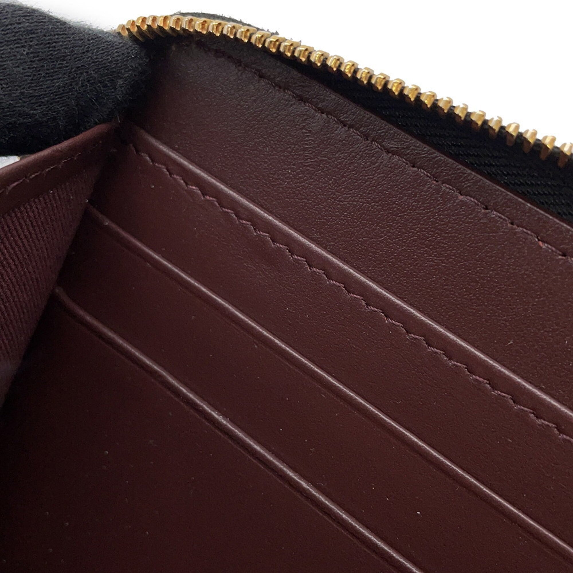 Chanel Black Grained Calfskin Long Wallet (Bi-Fold) (Pre-Owned)