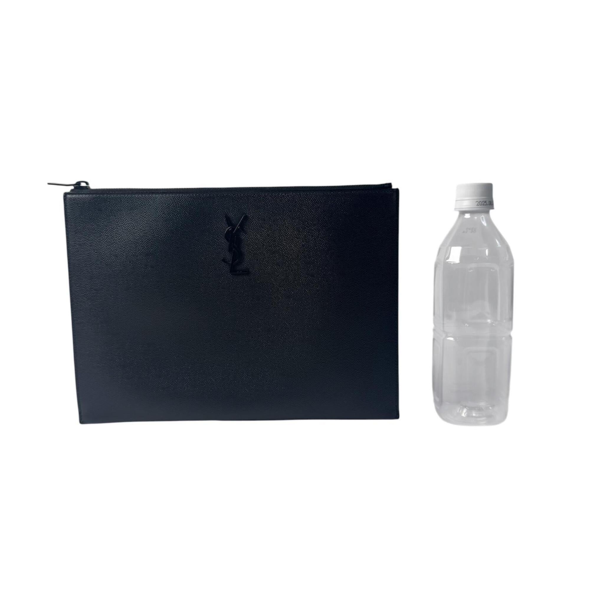 Yves Saint Laurent Black Leather Clutch Bag (Pre-Owned)