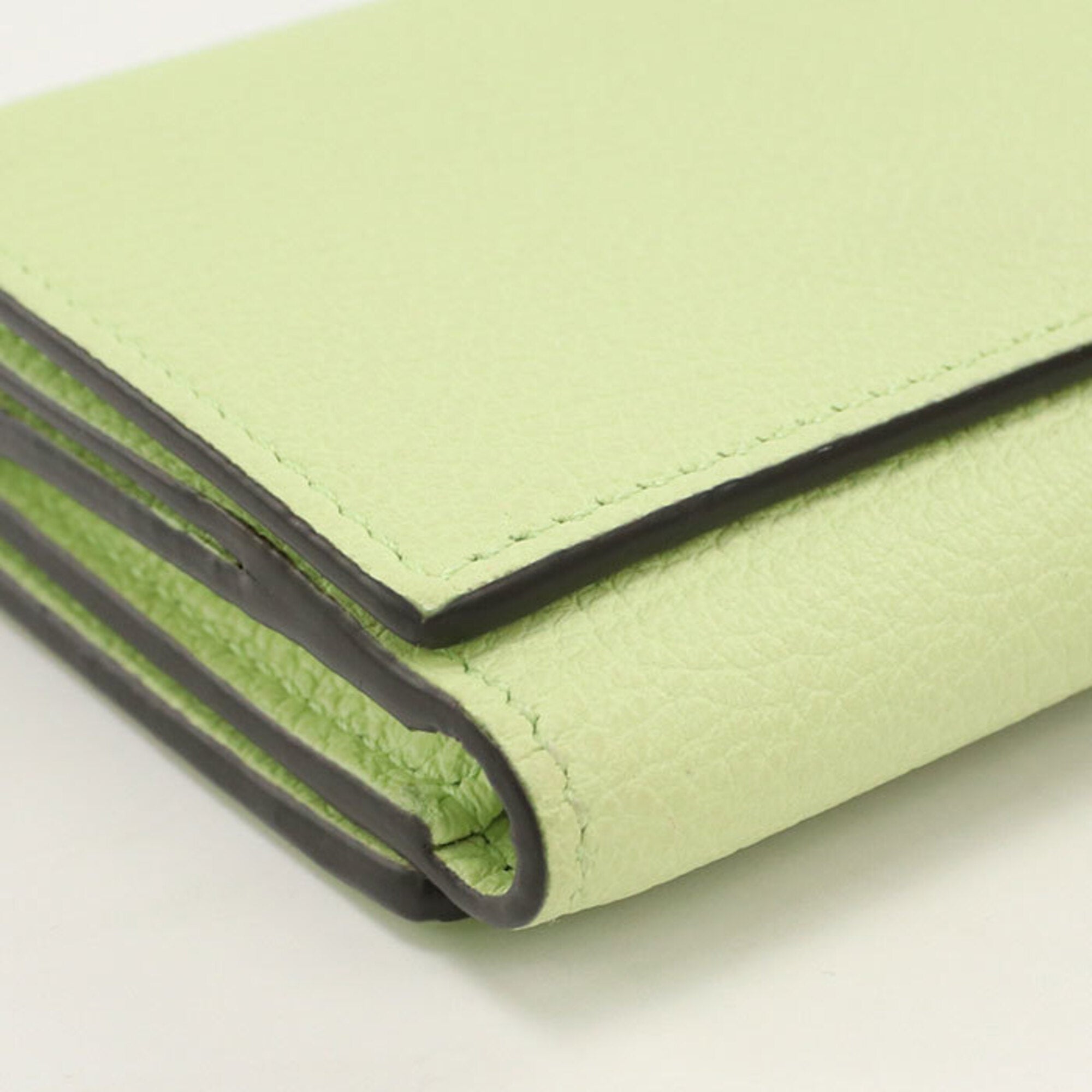 Gucci Green Leather Wallet (Tri-Fold) (Pre-Owned)