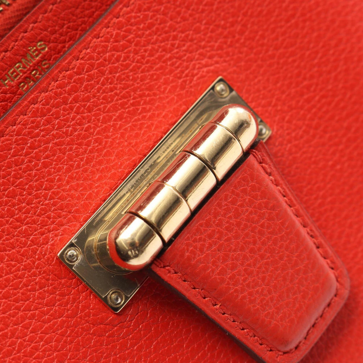 Hermes Red Color Handbag Shoulder Bag (Pre-Owned)