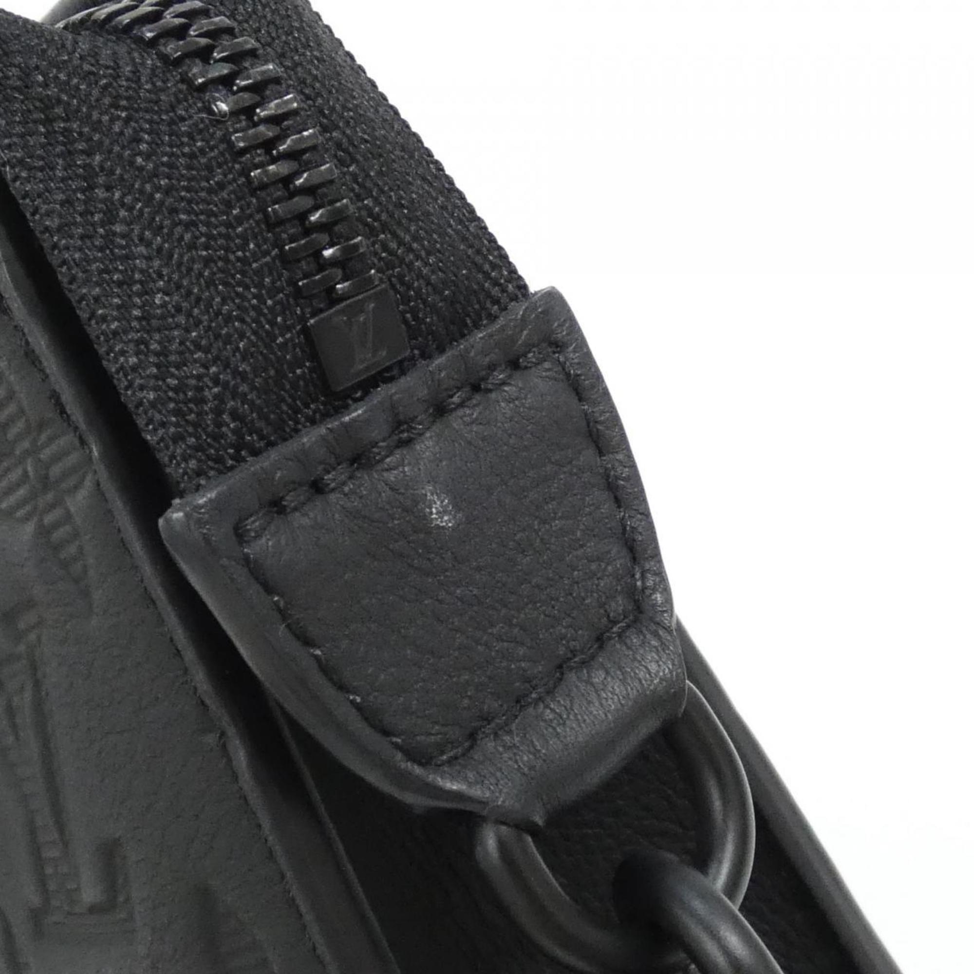 Louis Vuitton Black Leather Shoulder Bag (Pre-Owned)