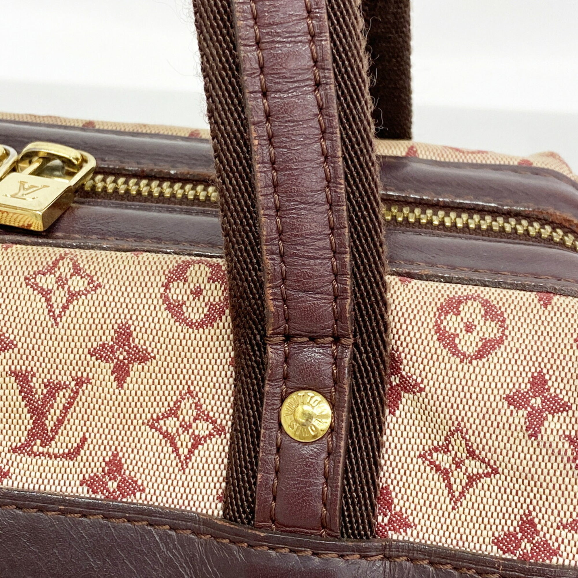 Louis Vuitton Cerise Handbag (Pre-Owned)