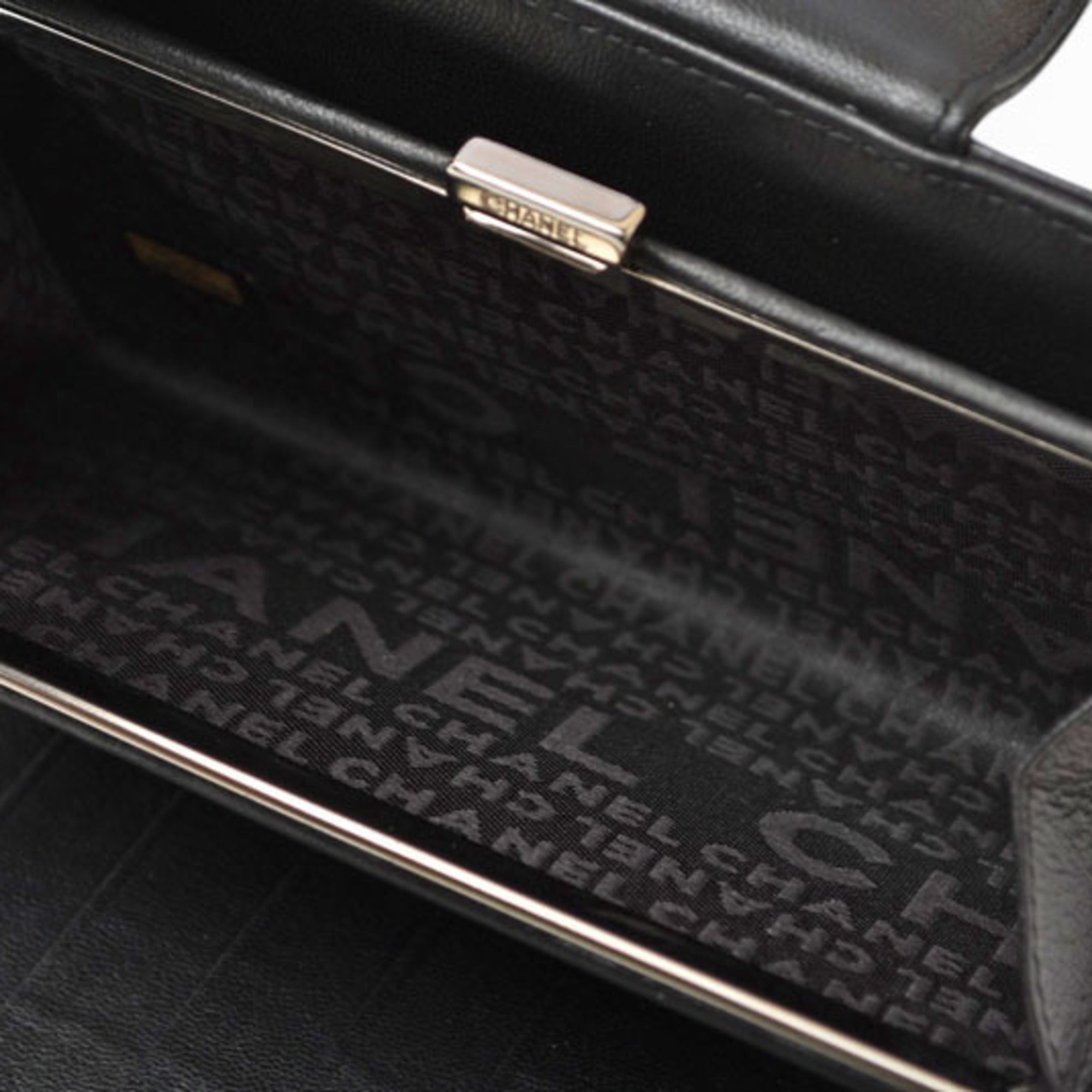 Chanel Black Leather Long Wallet (Bi-Fold) (Pre-Owned)