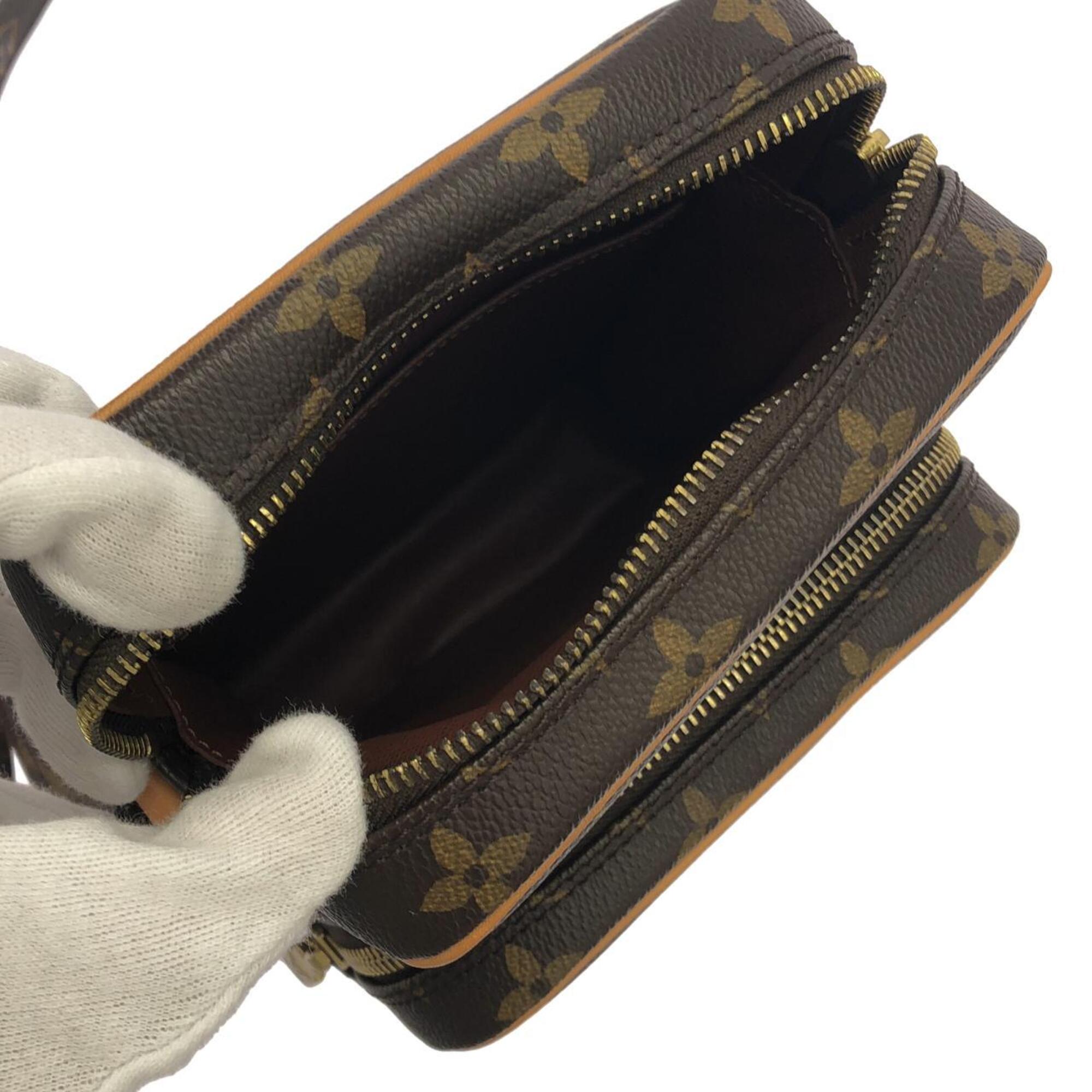 Louis Vuitton Marron Coated Canvas Shoulder Bag (Pre-Owned)