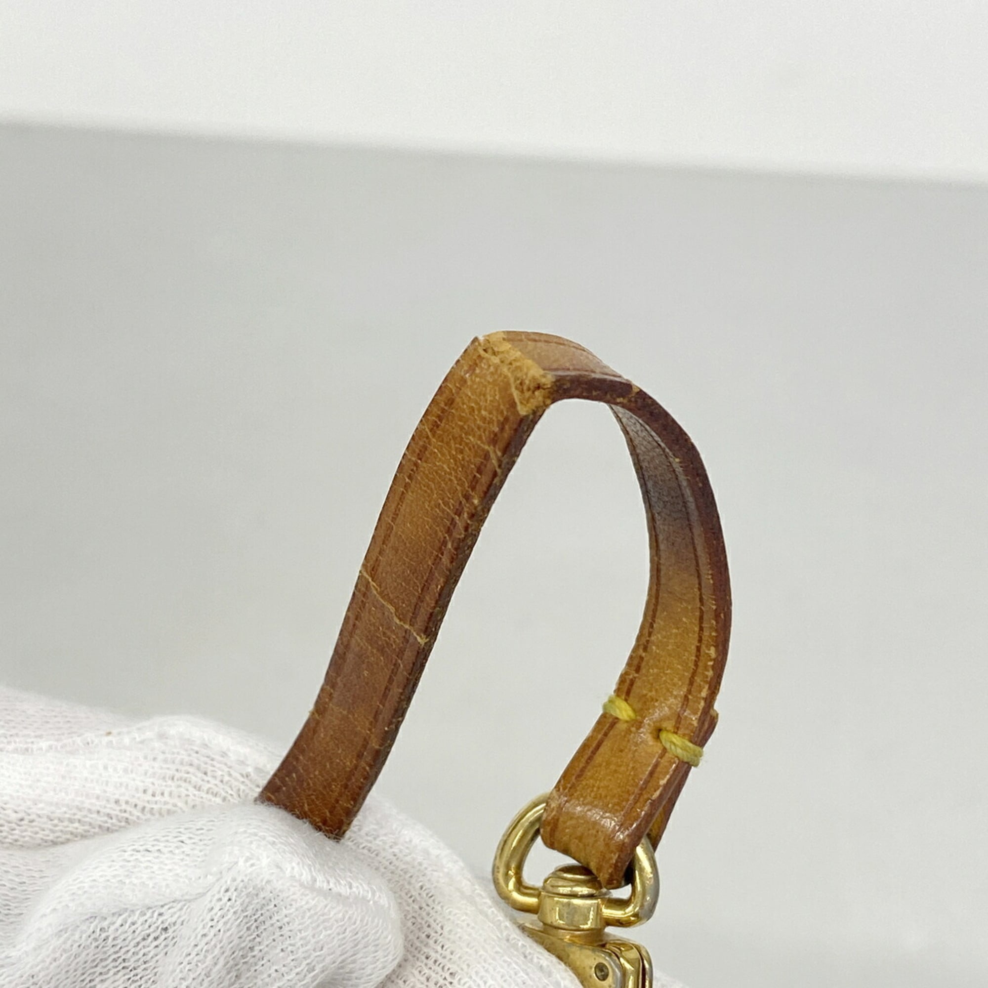 Louis Vuitton Brown Pouch (Pre-Owned)