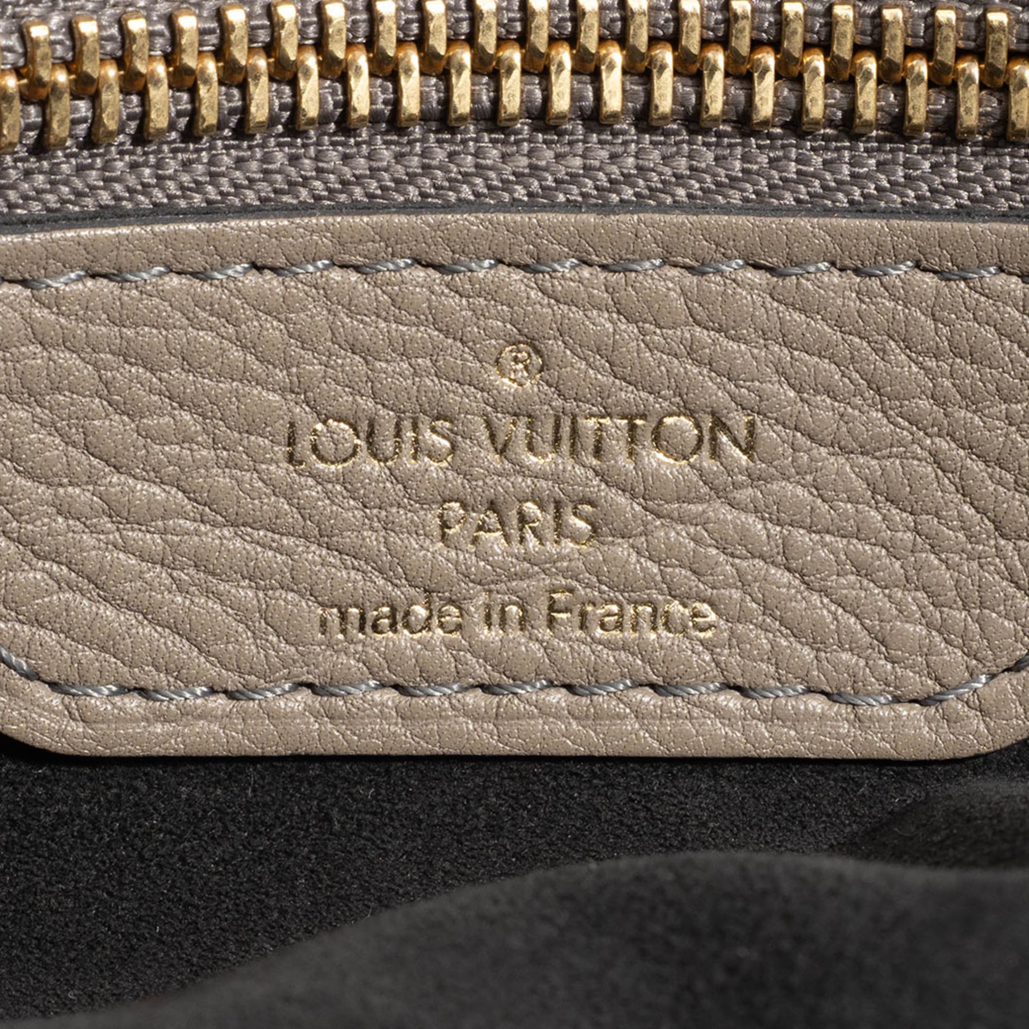 Louis Vuitton Mahina Beige Mahina Leather Shoulder Bag (Pre-Owned)