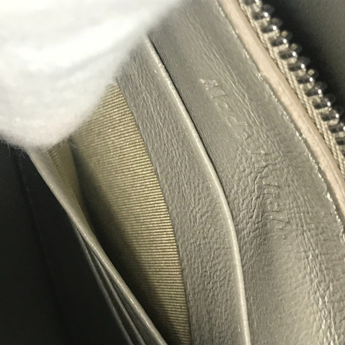 Celine Gray Leather Shoulder Bag (Pre-Owned)