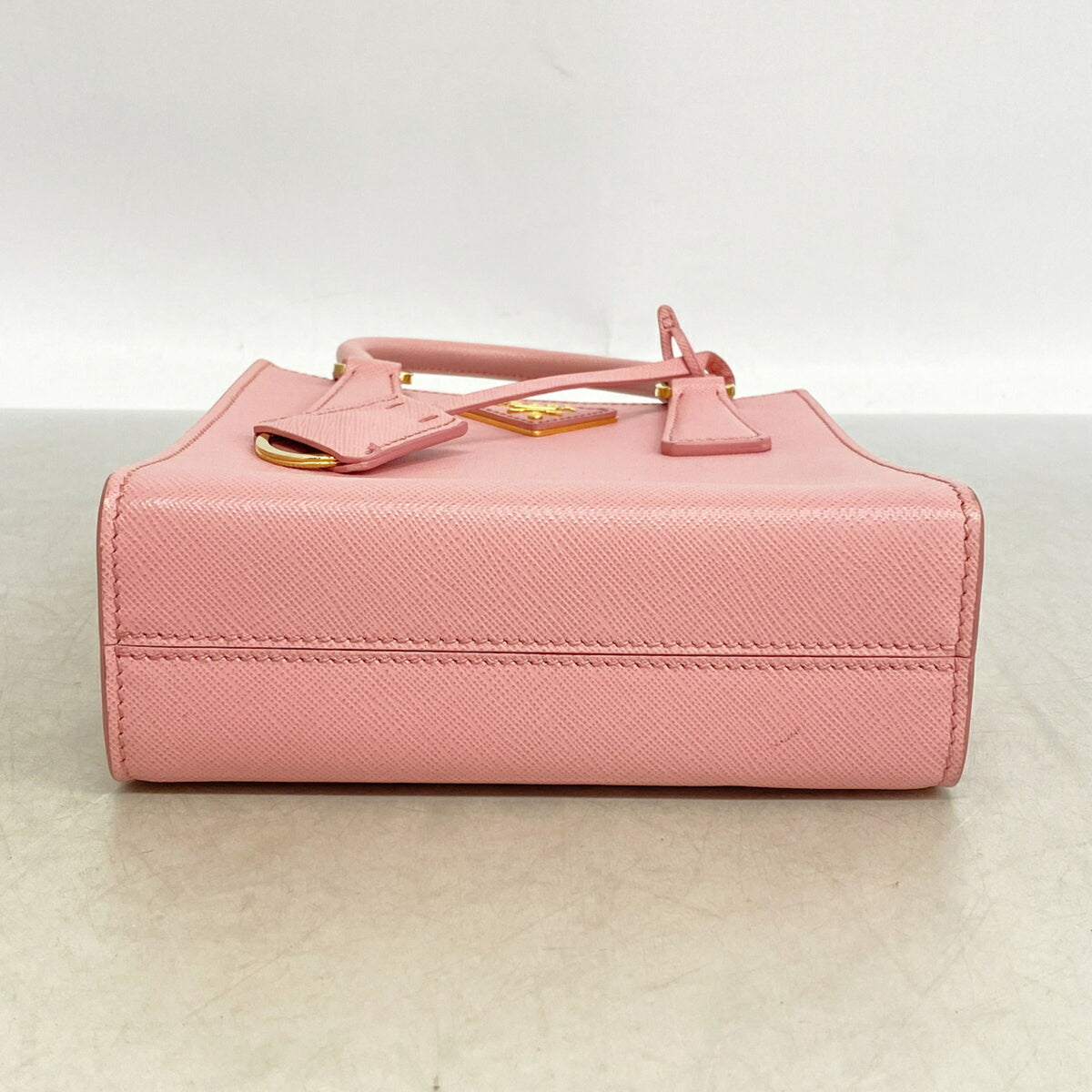 Prada Pink Leather Handbag (Pre-Owned)
