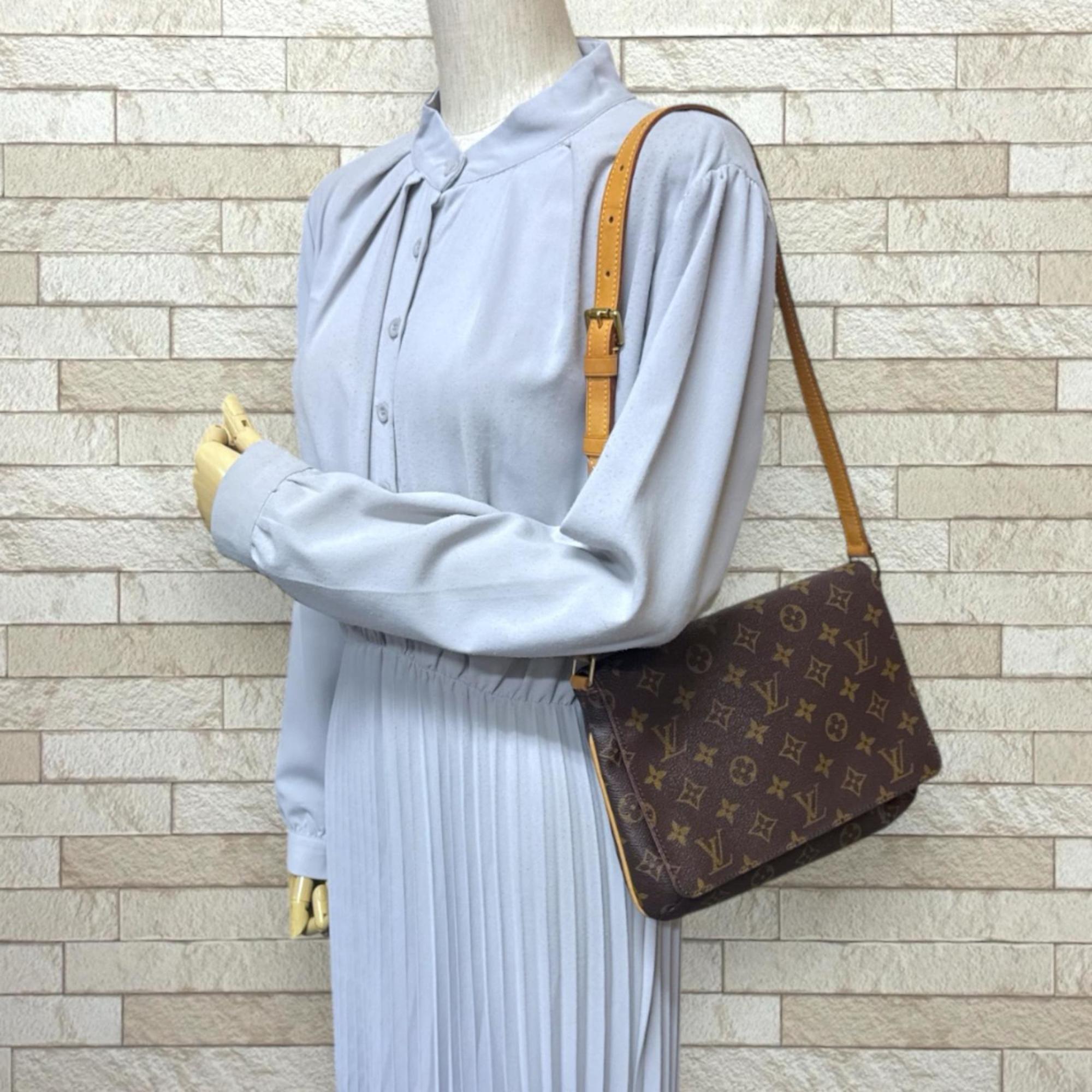 Louis Vuitton Monogram Brown Monogram Shoulder Bag (Pre-Owned)