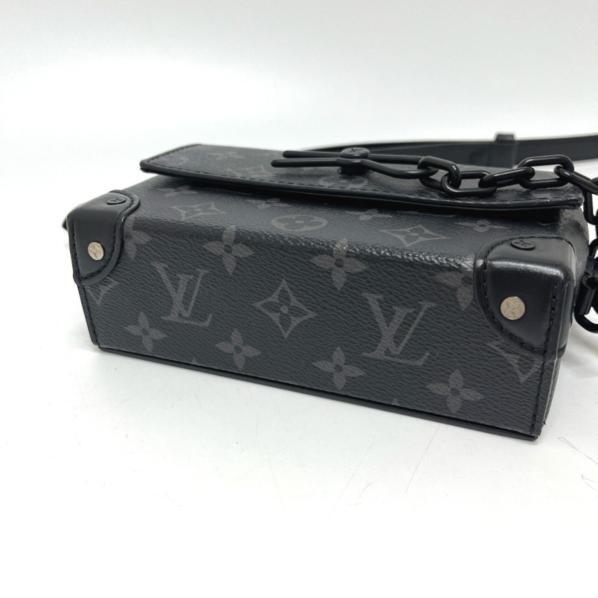Louis Vuitton Monogram Eclipse Black Monogram Eclipse Shoulder Bag (Pre-Owned)