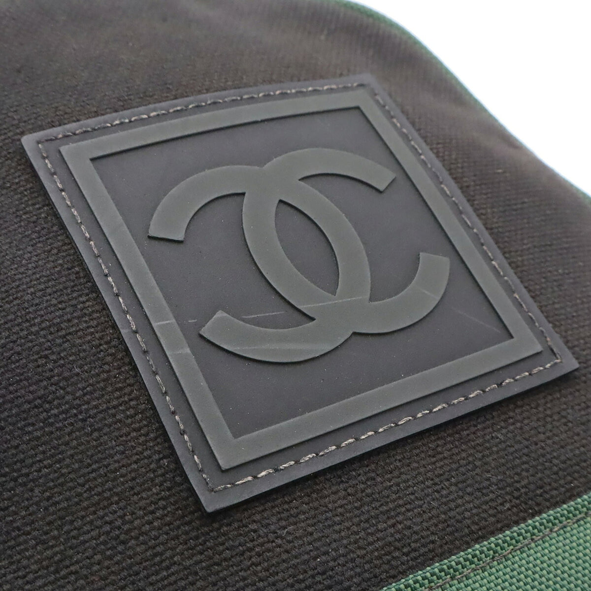 Chanel Sport Black Green Nylon Canvas Fanny Pack Handbag Pouch Shoulder Bag (Pre-Owned)