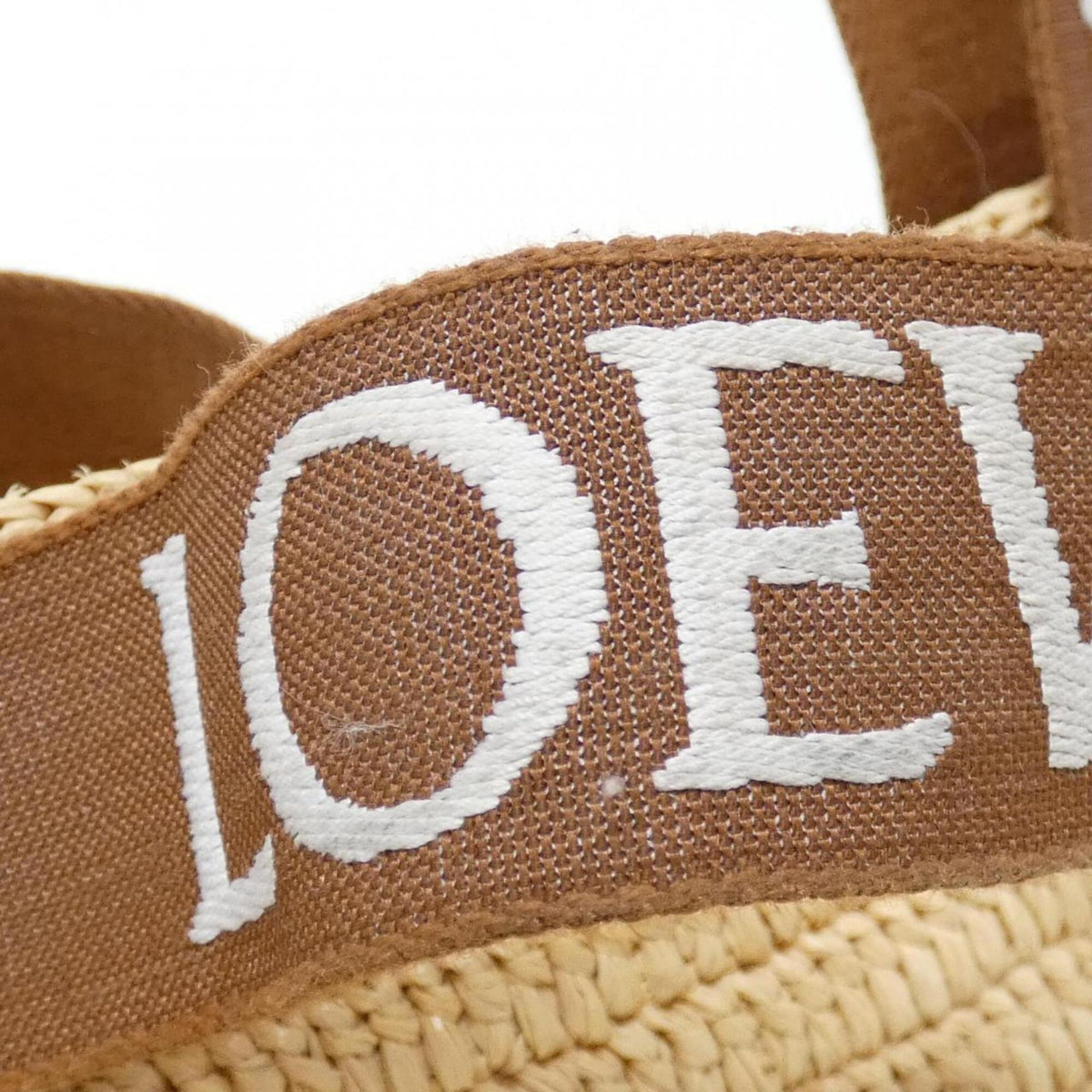 Loewe Beige Raffia Handbag (Pre-Owned)