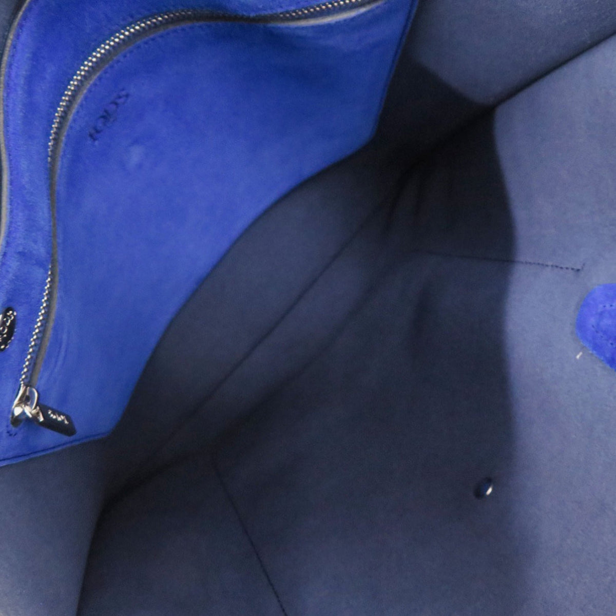 Tod's Blue Suede Tote Bag (Pre-Owned)