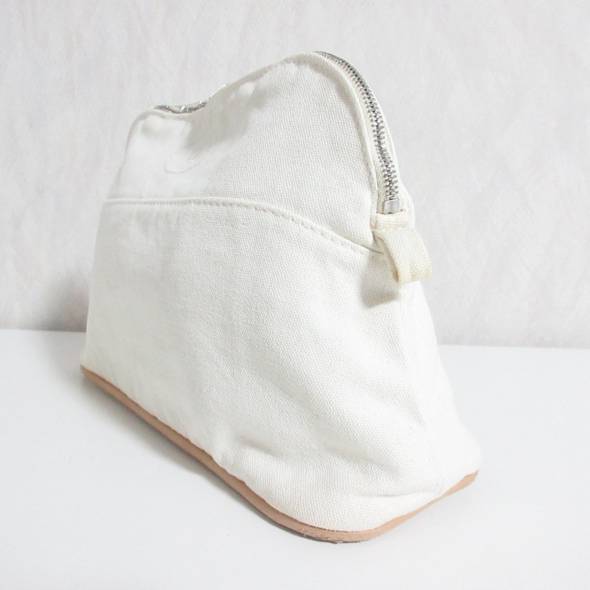 Hermes White Pouch (Pre-Owned)