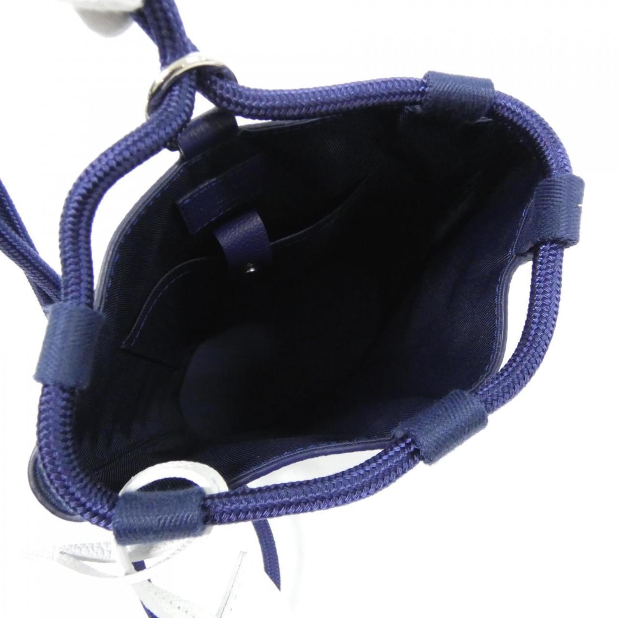Louis Vuitton Blue Leather Shoulder Bag (Pre-Owned)