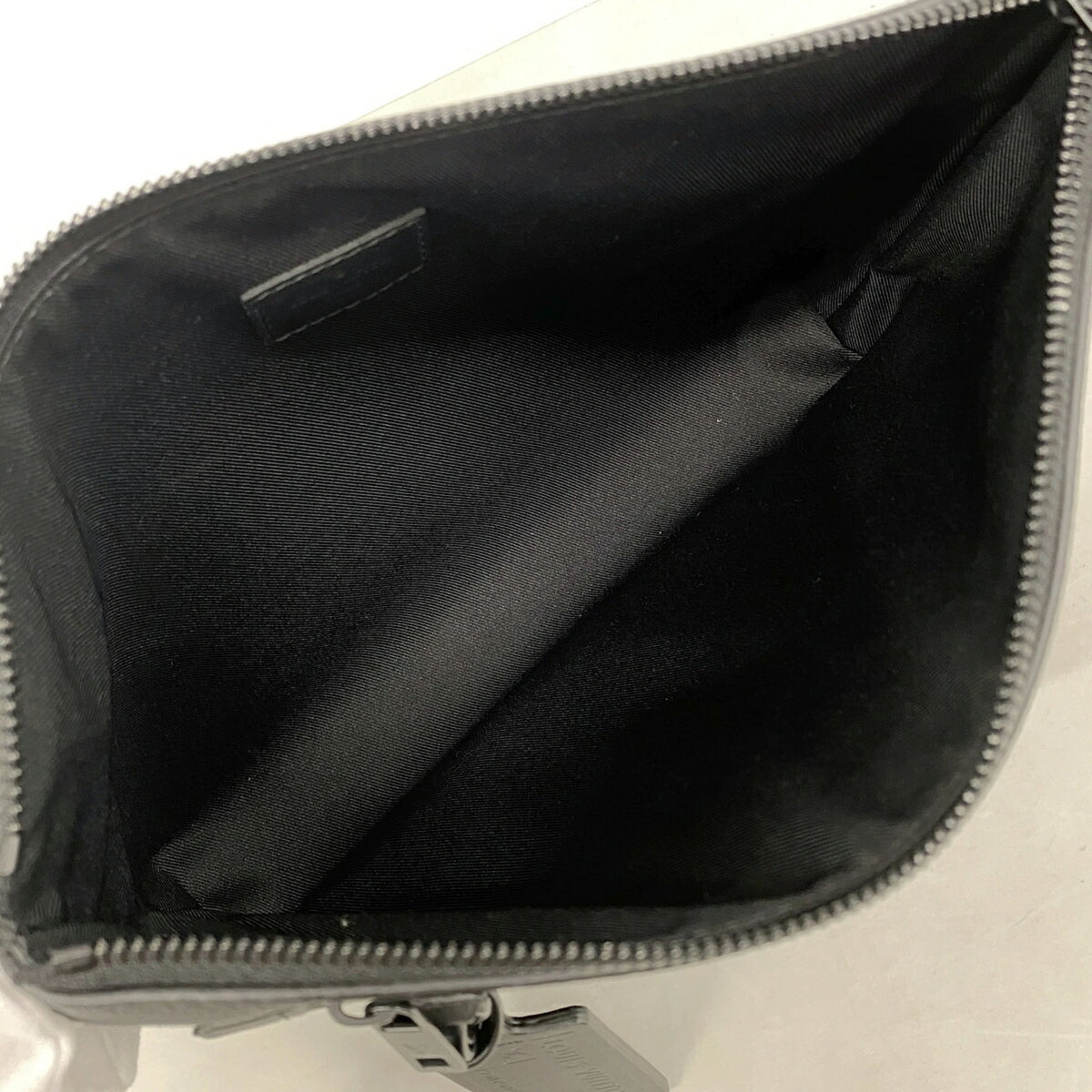 Louis Vuitton Noir Clutch Bag (Pre-Owned)