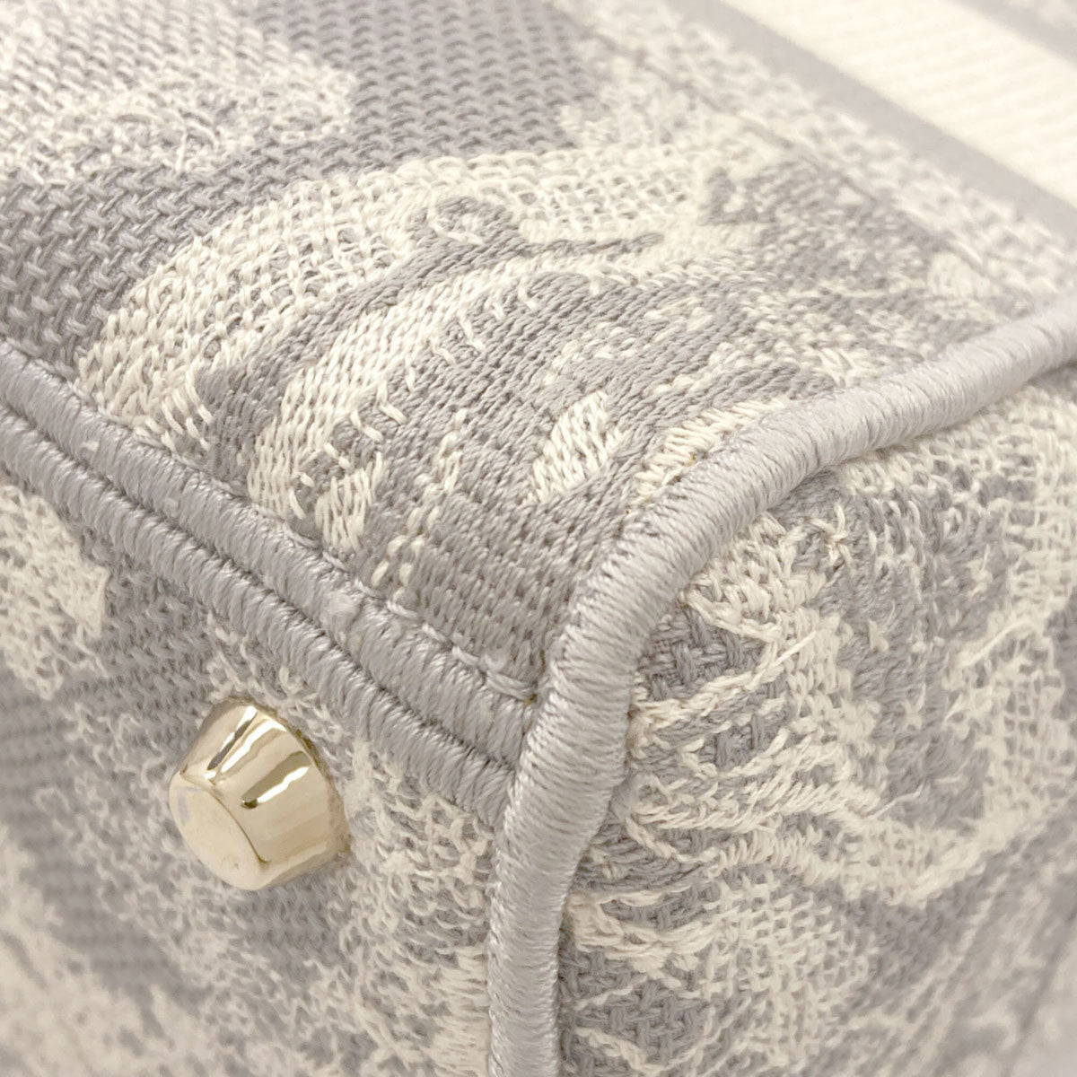 Christian Dior Gray Canvas Handbag (Pre-Owned)