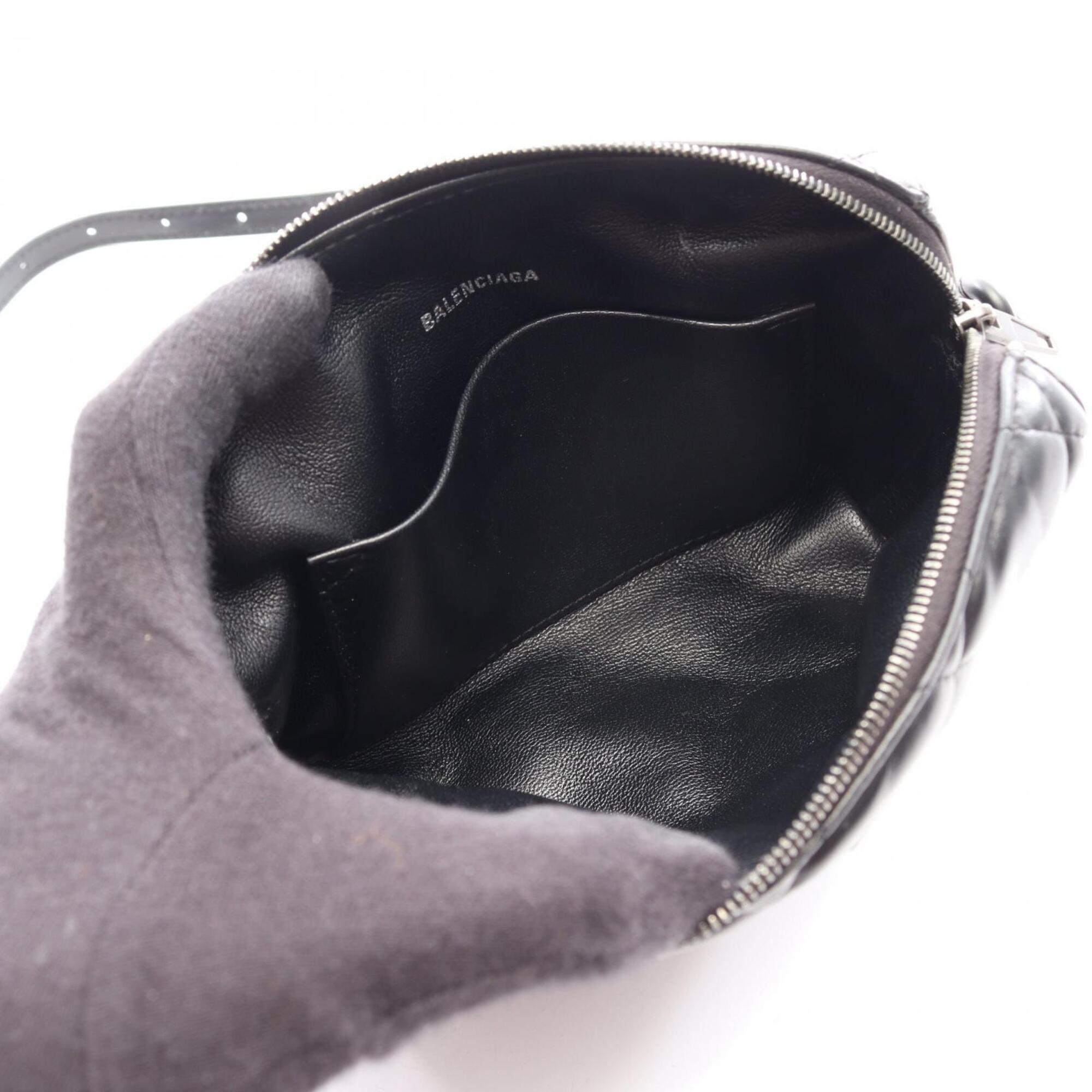 Balenciaga Black Leather Shoulder Bag (Pre-Owned)