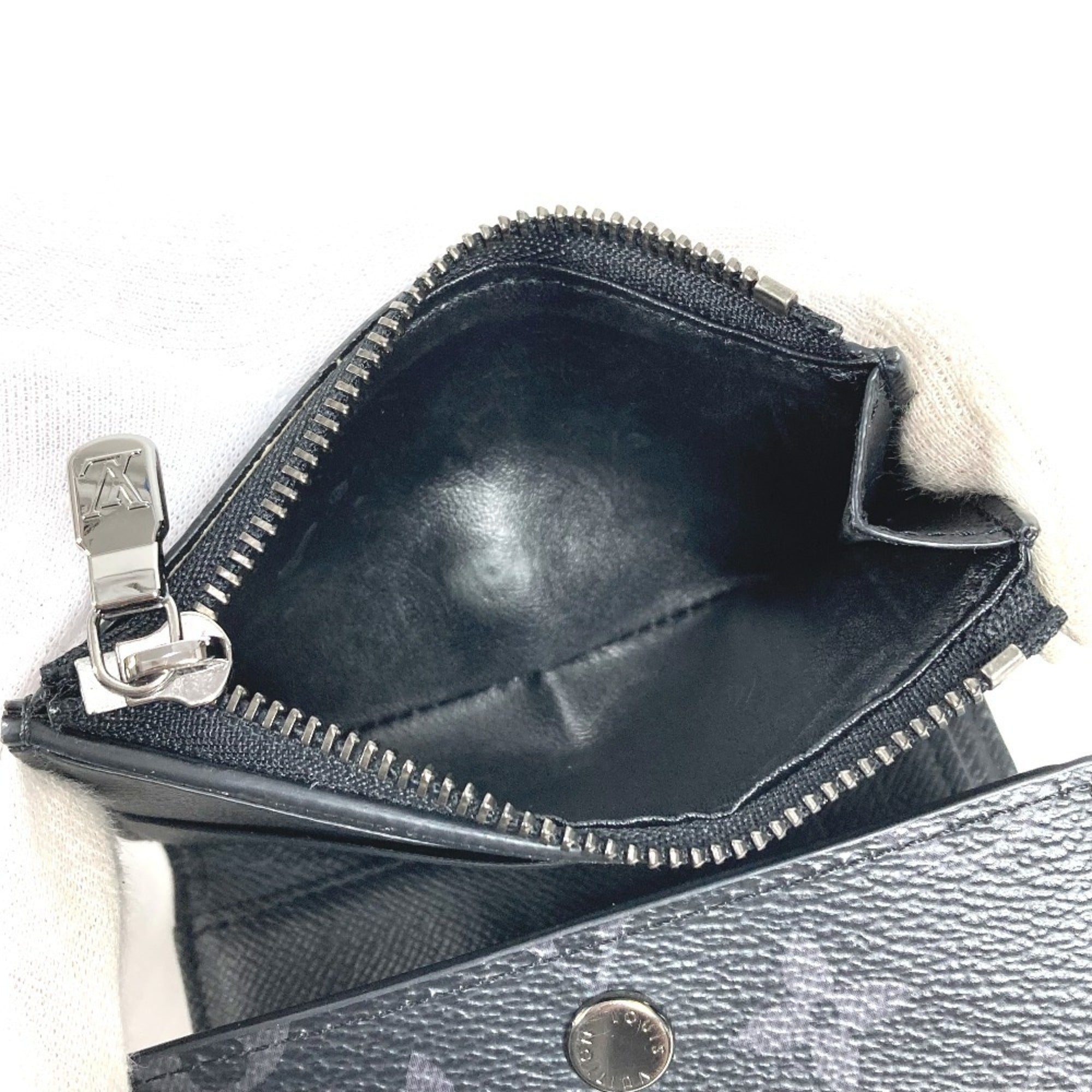 Louis Vuitton Black Monogram Eclipse Monogram Eclipse Wallet (Tri-Fold) (Pre-Owned)
