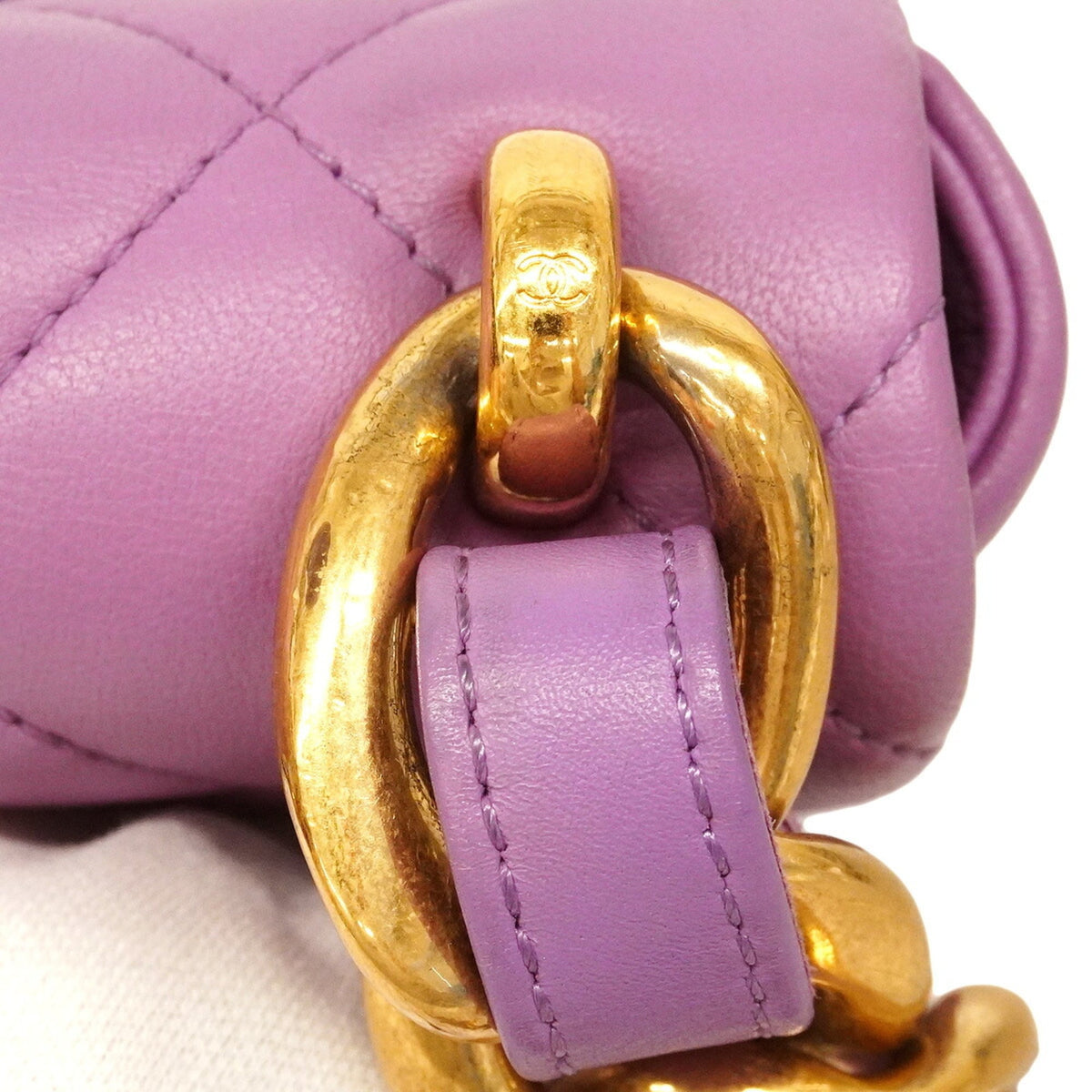 Chanel Purple Leather Shoulder Bag (Pre-Owned)