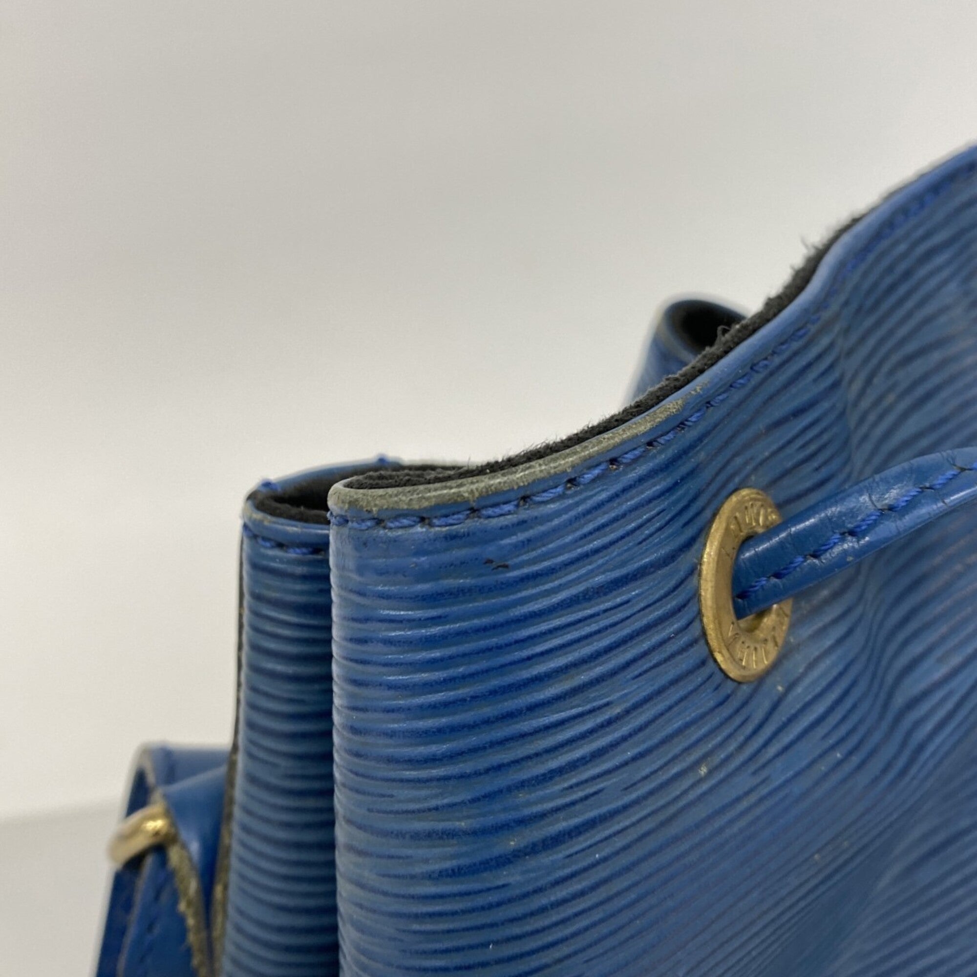 Louis Vuitton Toledo Blue Shoulder Bag (Pre-Owned)