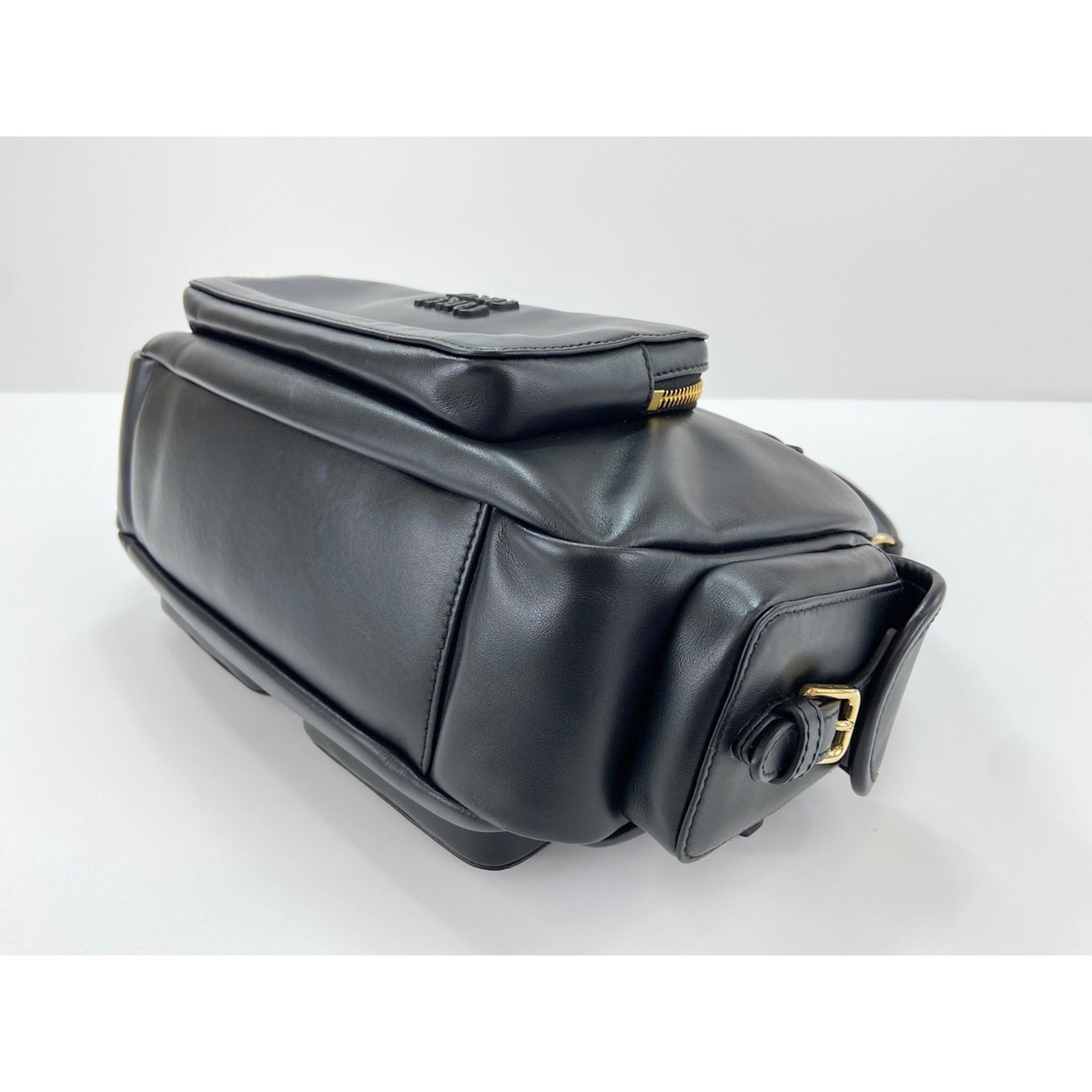 Miu Miu Black Shoulder Bag (Pre-Owned)