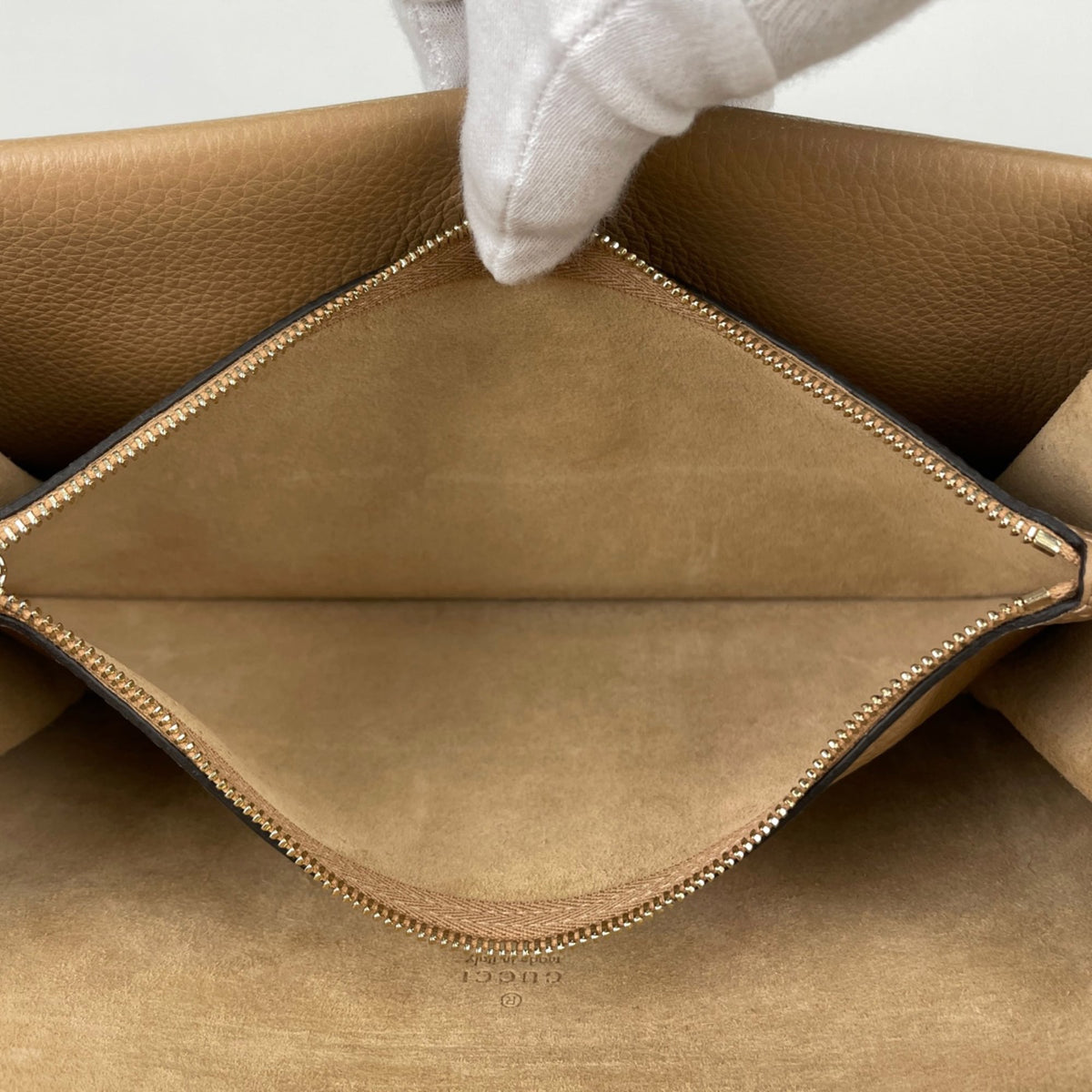 Gucci Beige Leather Shoulder Bag (Pre-Owned)