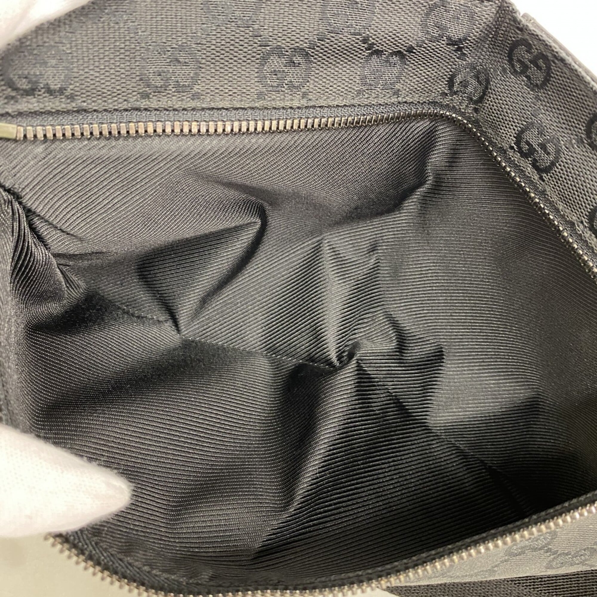 Gucci Black Canvas Fanny Pack (Pre-Owned)