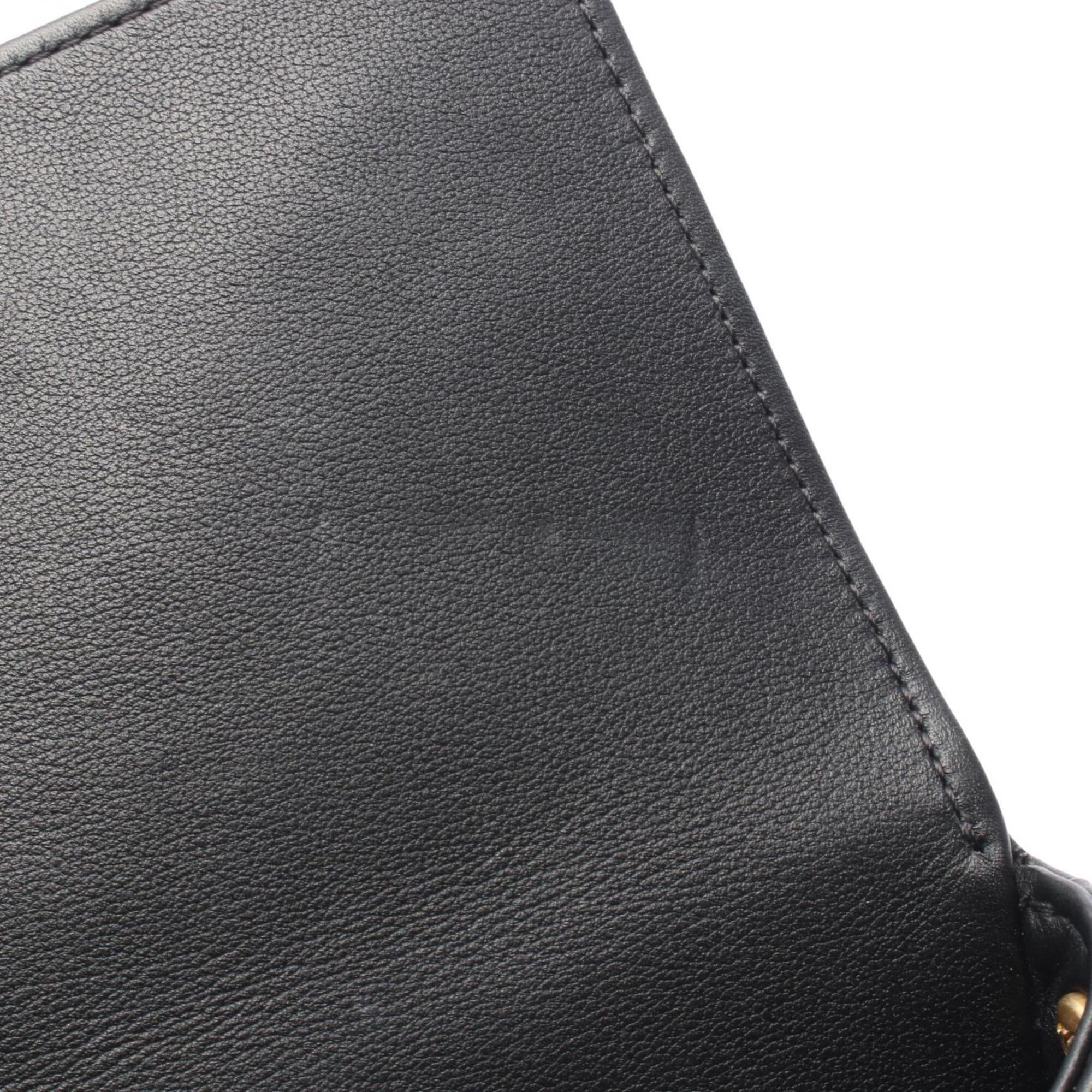 Chanel Matelasse Black Leather Handbag Shoulder Bag (Pre-Owned)
