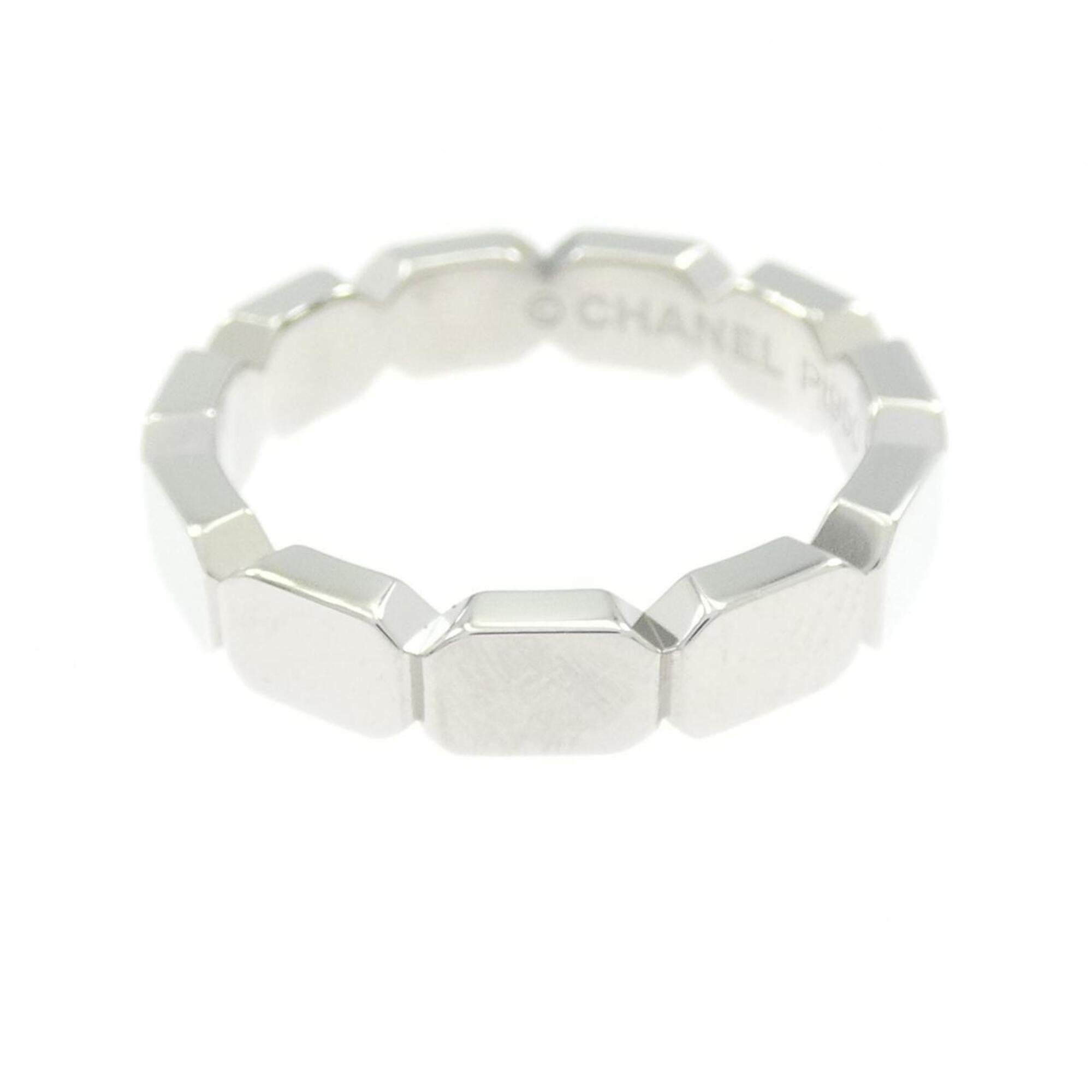 Chanel Platinum 950 Band Ring (Pre-Owned)