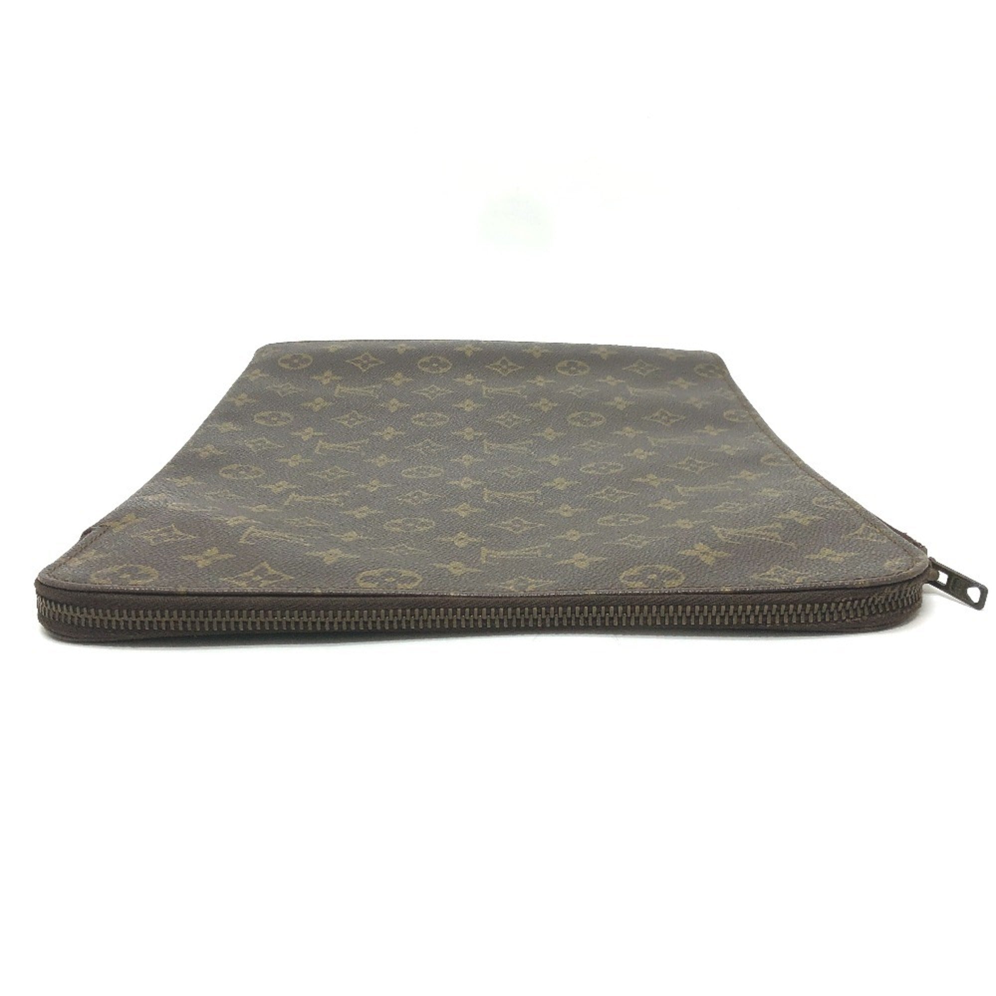 Louis Vuitton Brown Monogram Canvas Clutch Bag (Pre-Owned)