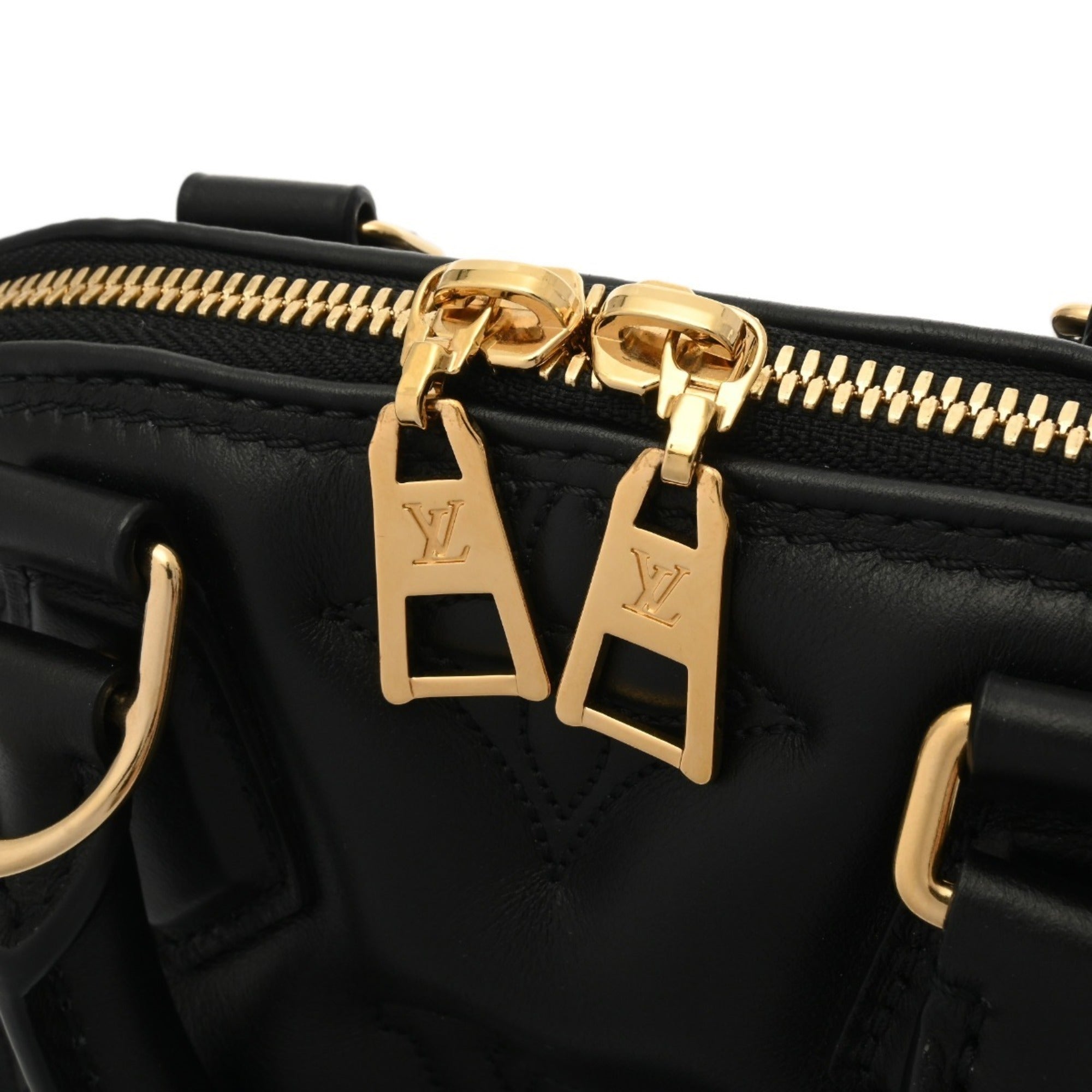 Louis Vuitton Black Leather Handbag (Pre-Owned)