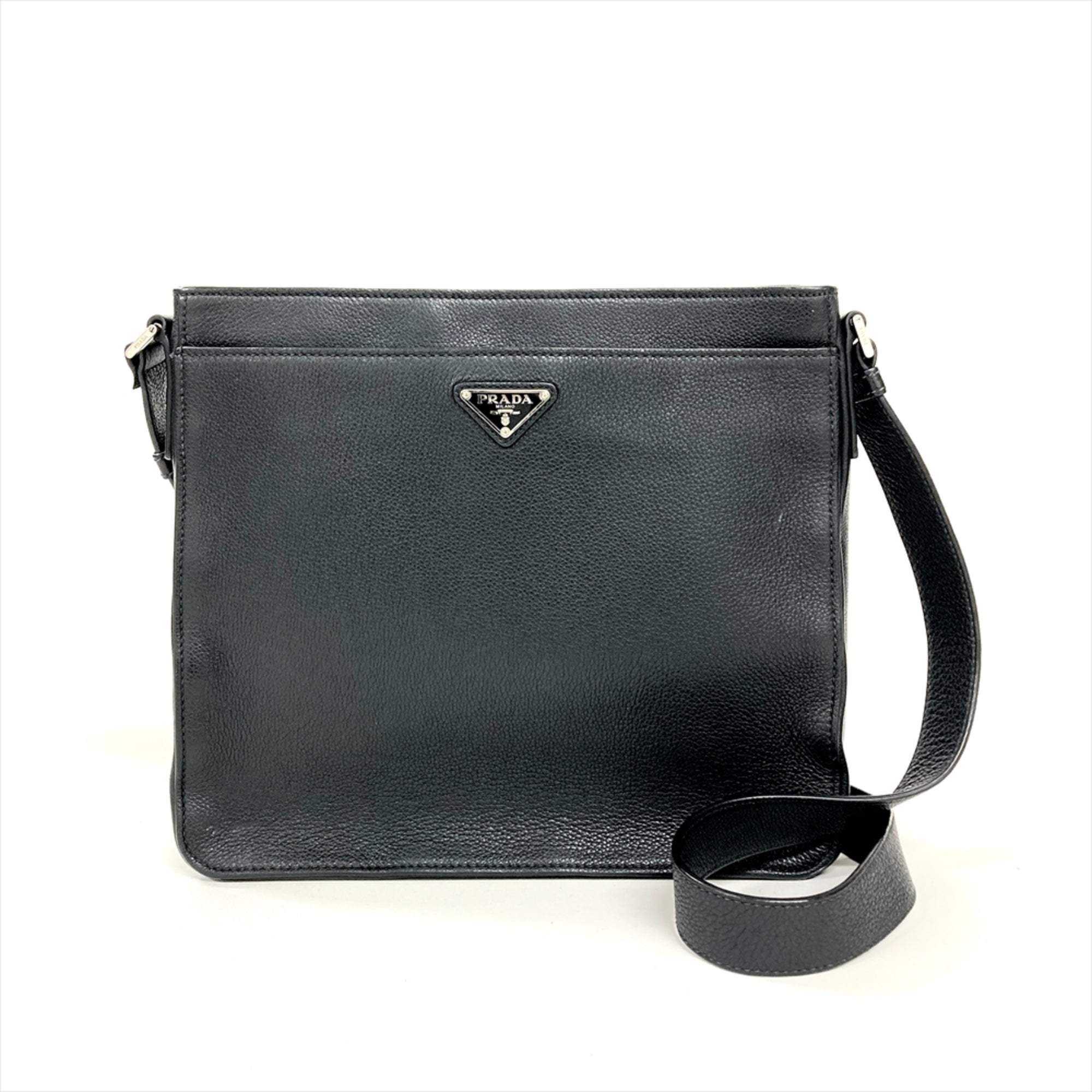 Prada Black Leather Shoulder Bag (Pre-Owned)