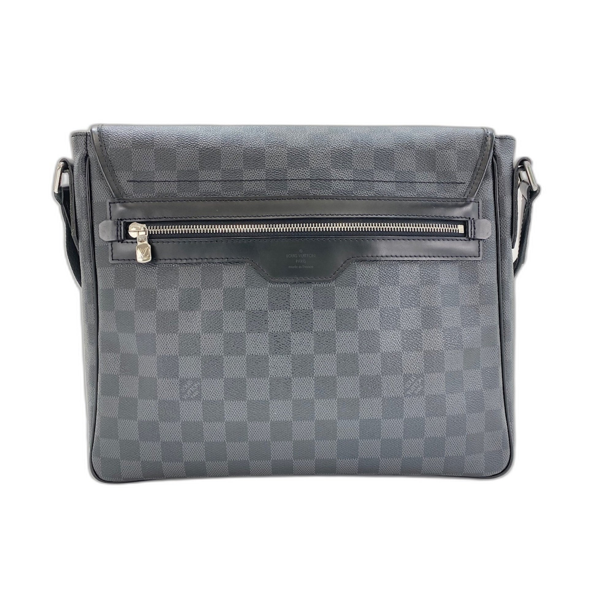 Louis Vuitton Black Shoulder Bag (Pre-Owned)