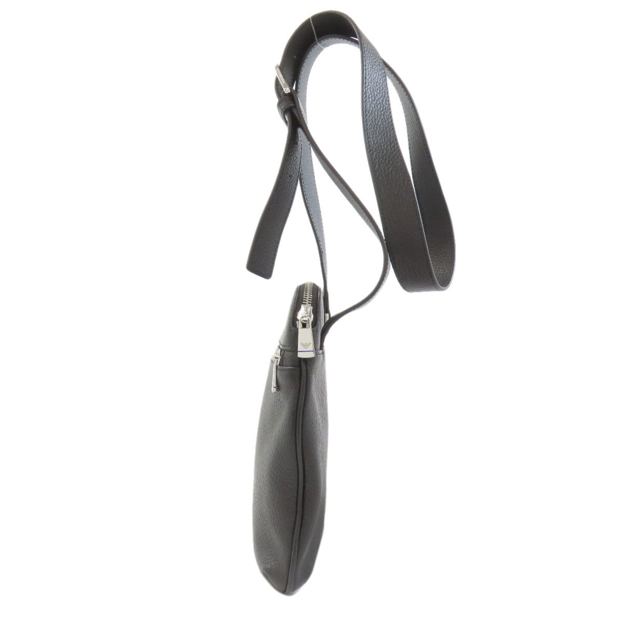 Emporio Armani Black Leather Shoulder Bag (Pre-Owned)